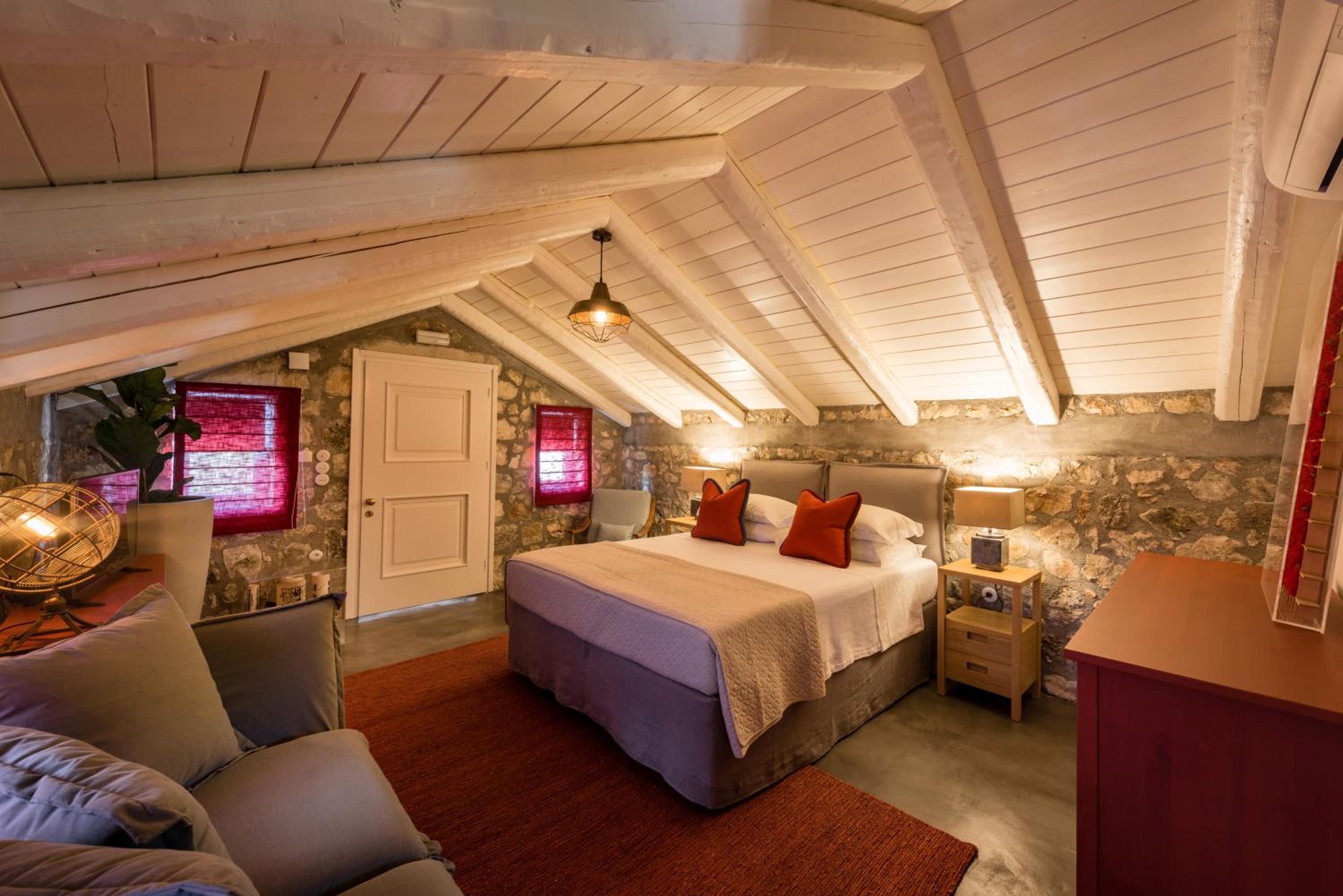 Photo 51