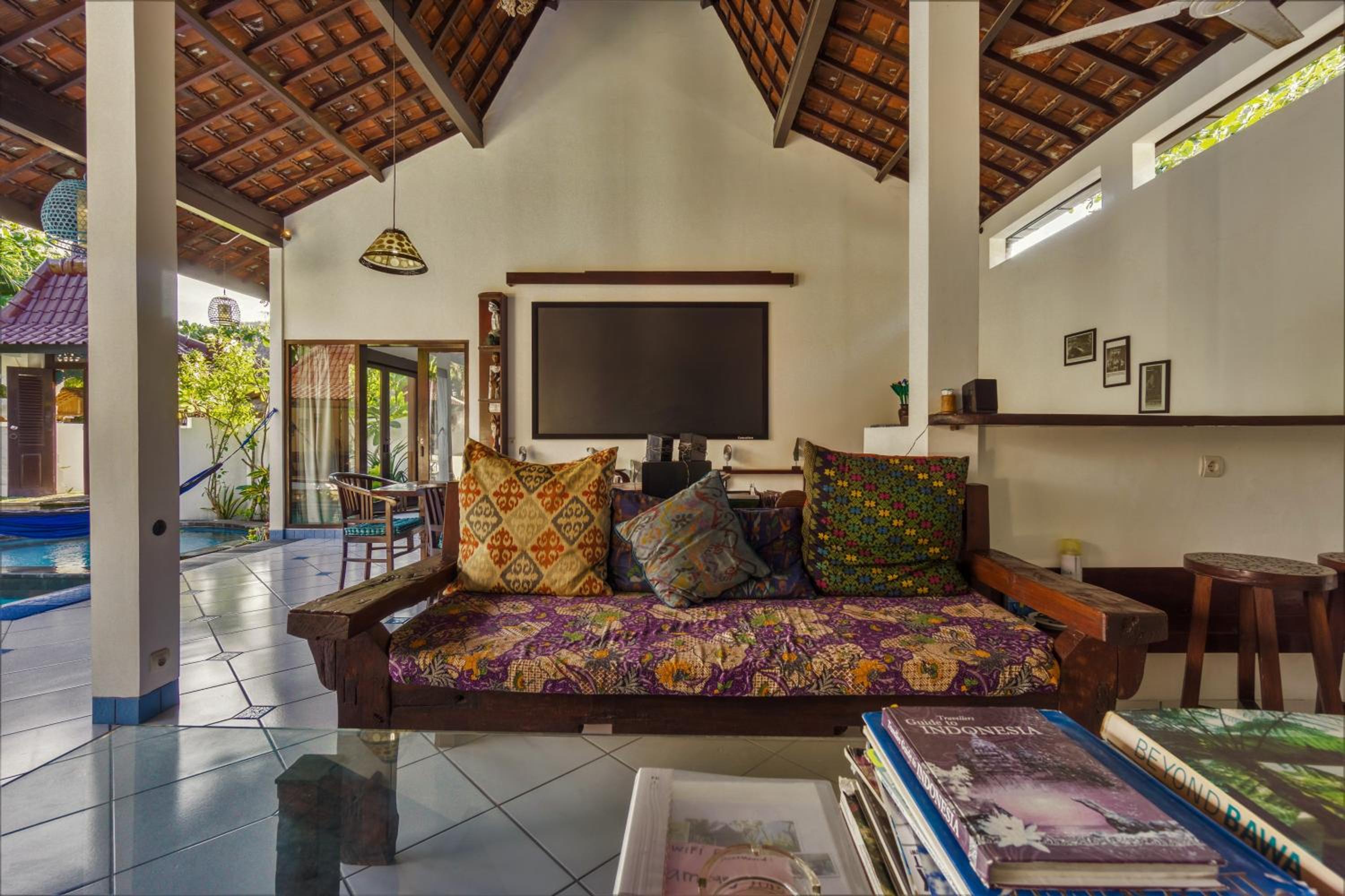 Ambary House Gili Trawangan- 2 BR Private Villa, Pool view 4