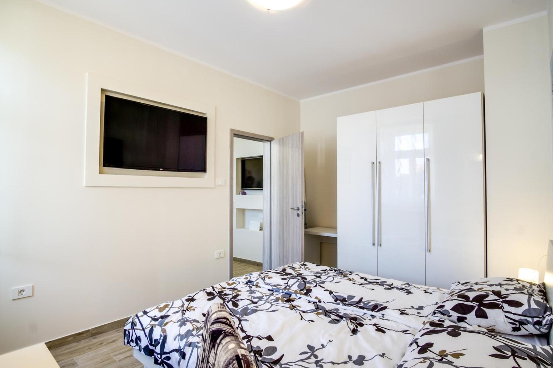 Hotel Apartment Emilija - Image 1