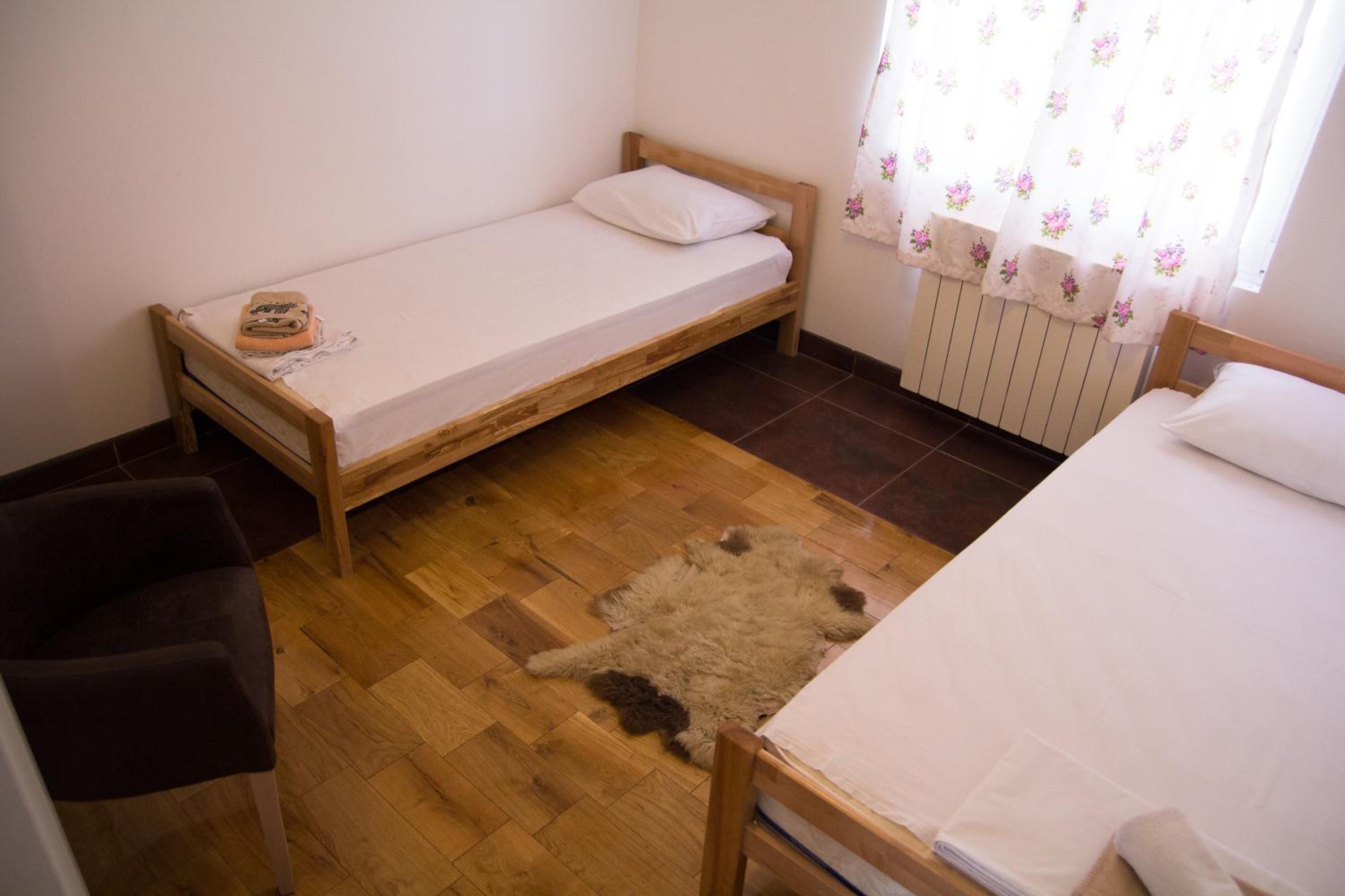 Airport Apartments