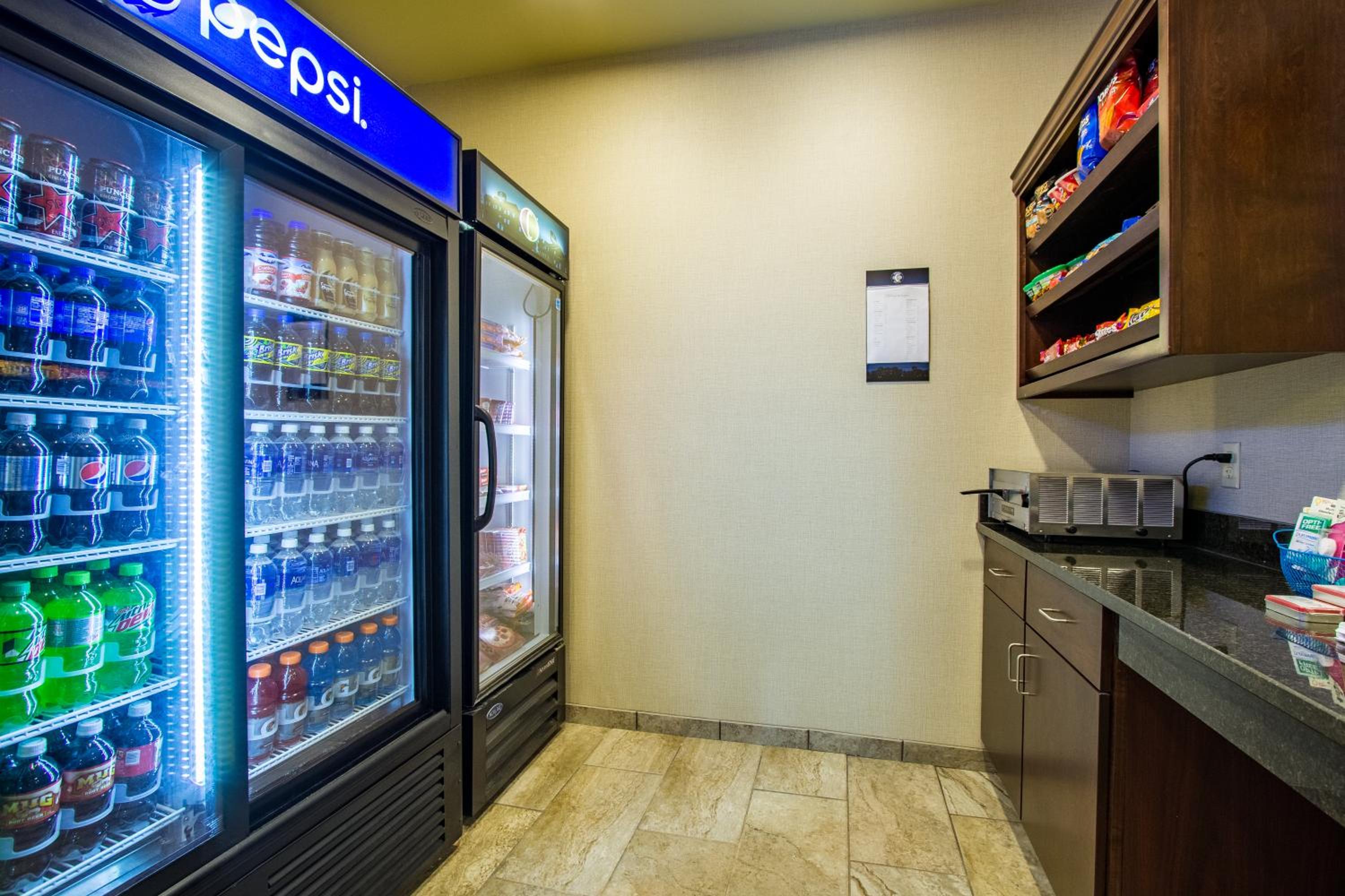 Cobblestone Hotel  Suites - Orrville - Property Image 35