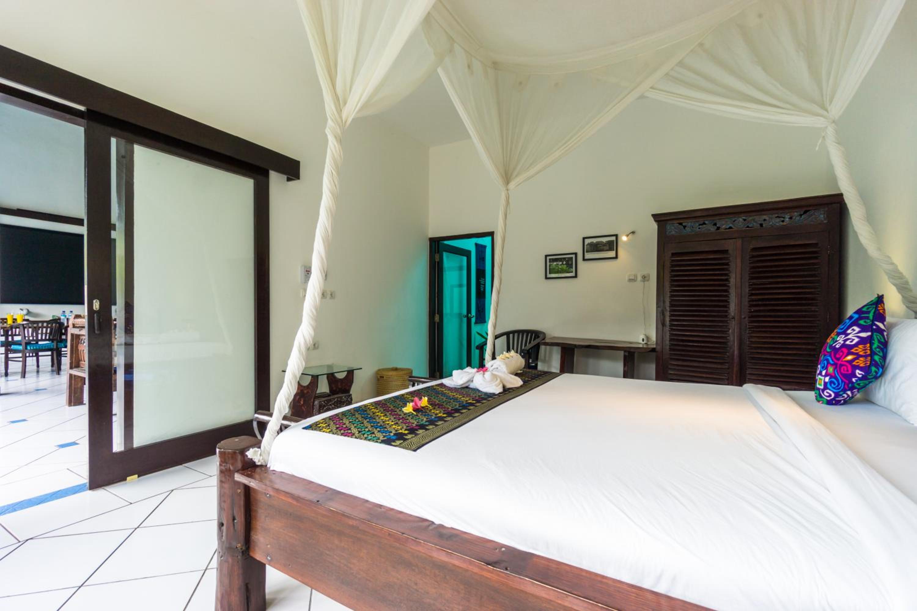 Ambary House Gili Trawangan- 2 BR Private Villa, Pool view 2