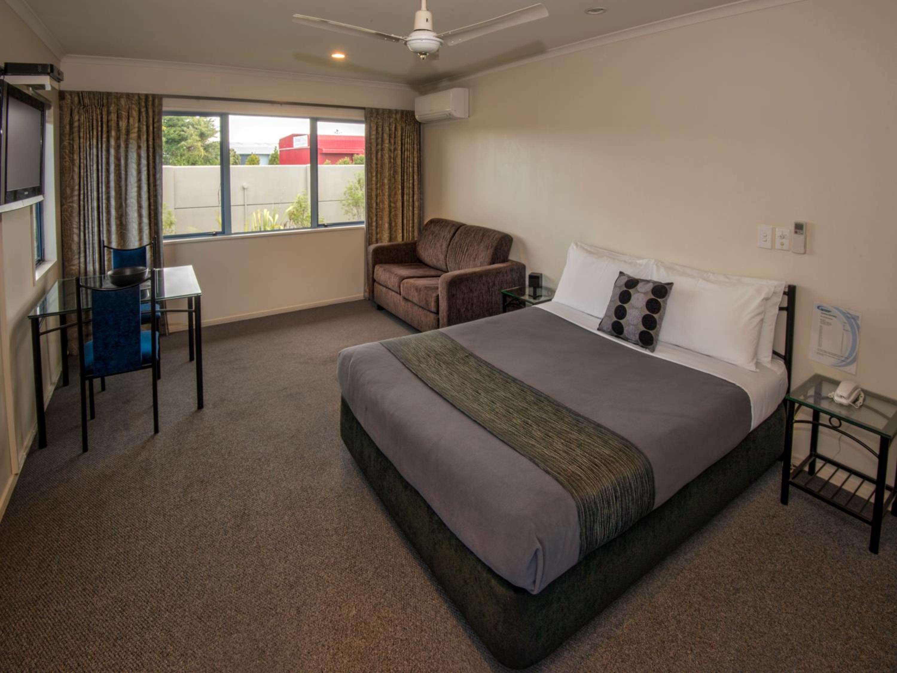 Gateway Motor Inn