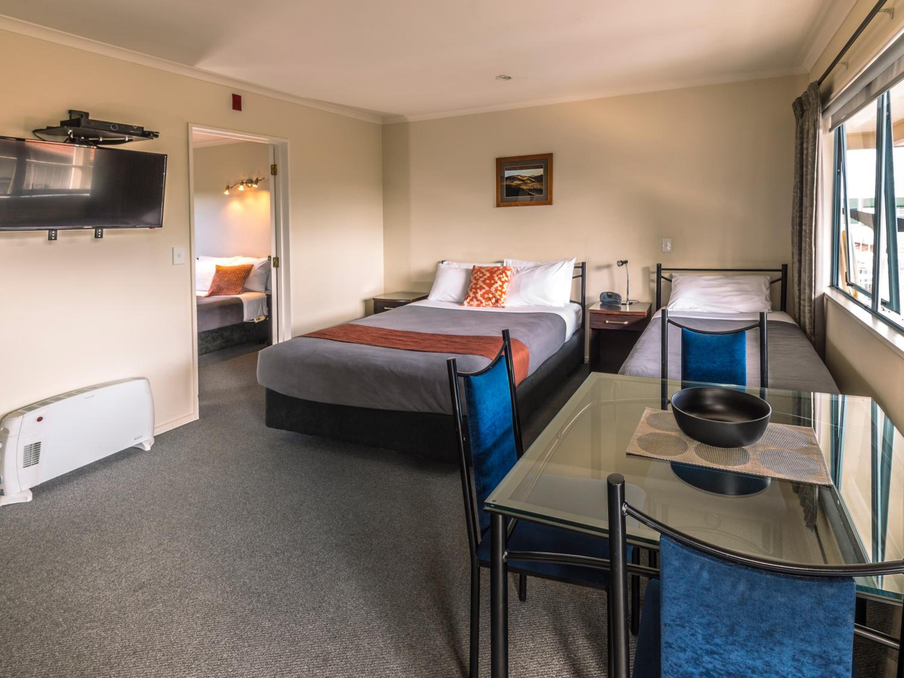 Gateway Motor Inn