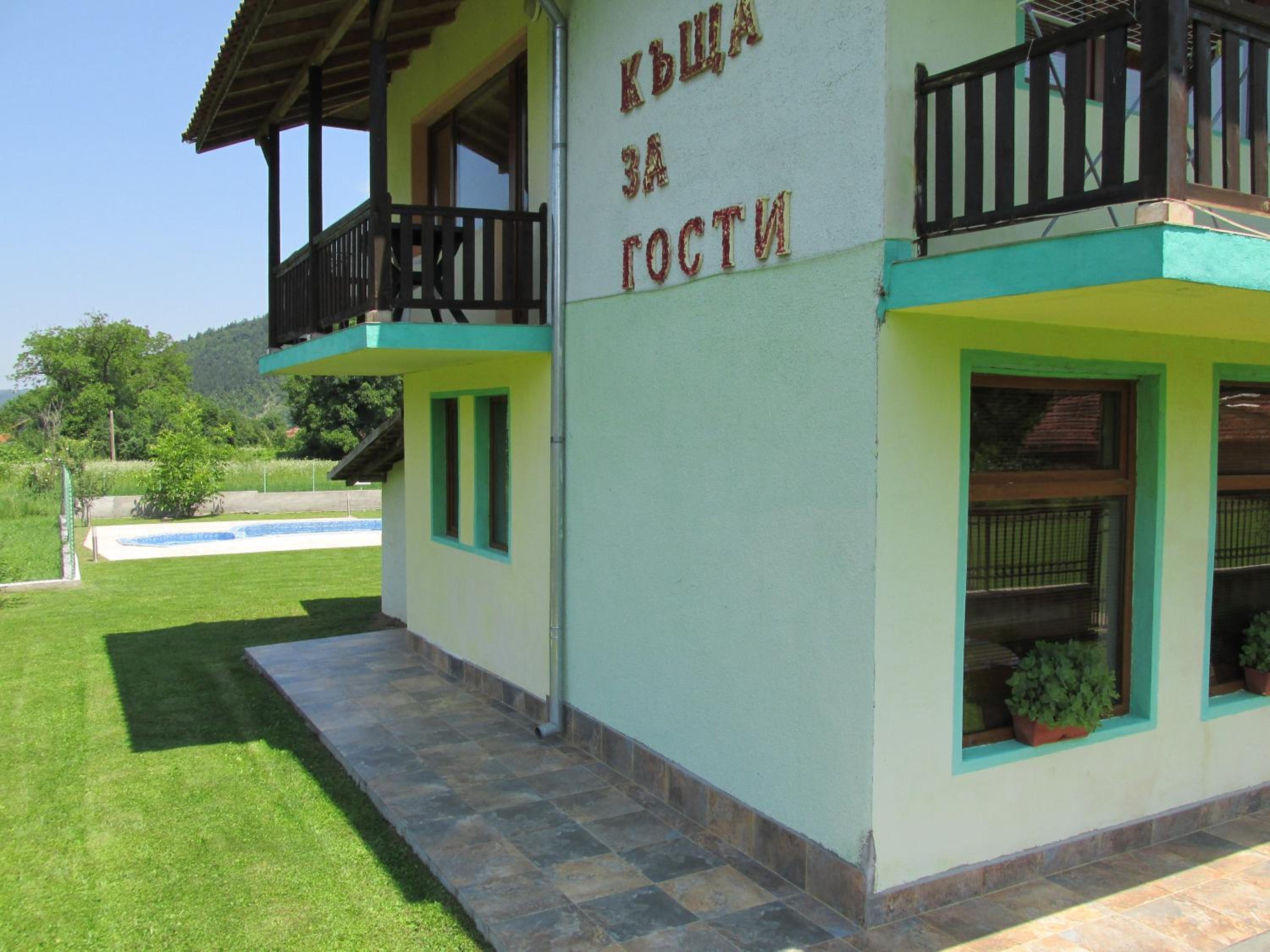 Pri Orehite Guesthouse view 4
