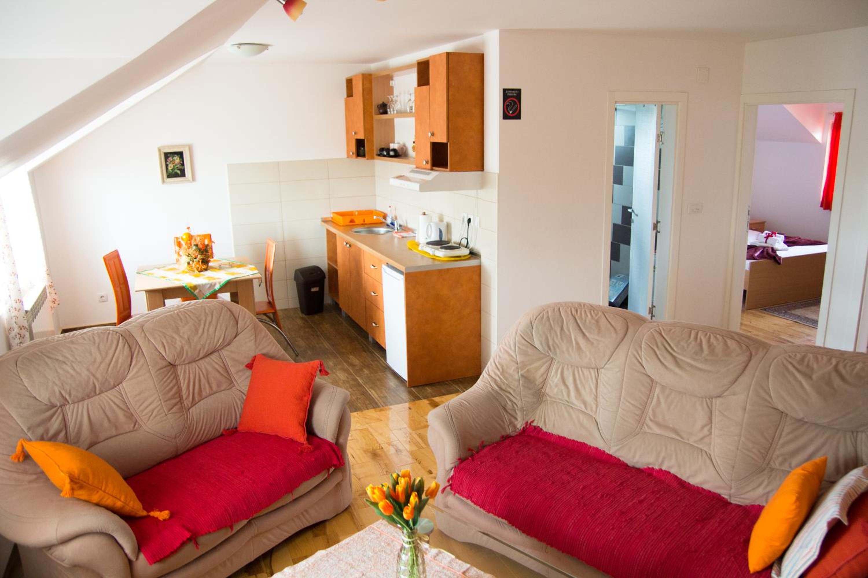 Airport Apartments — photo 43