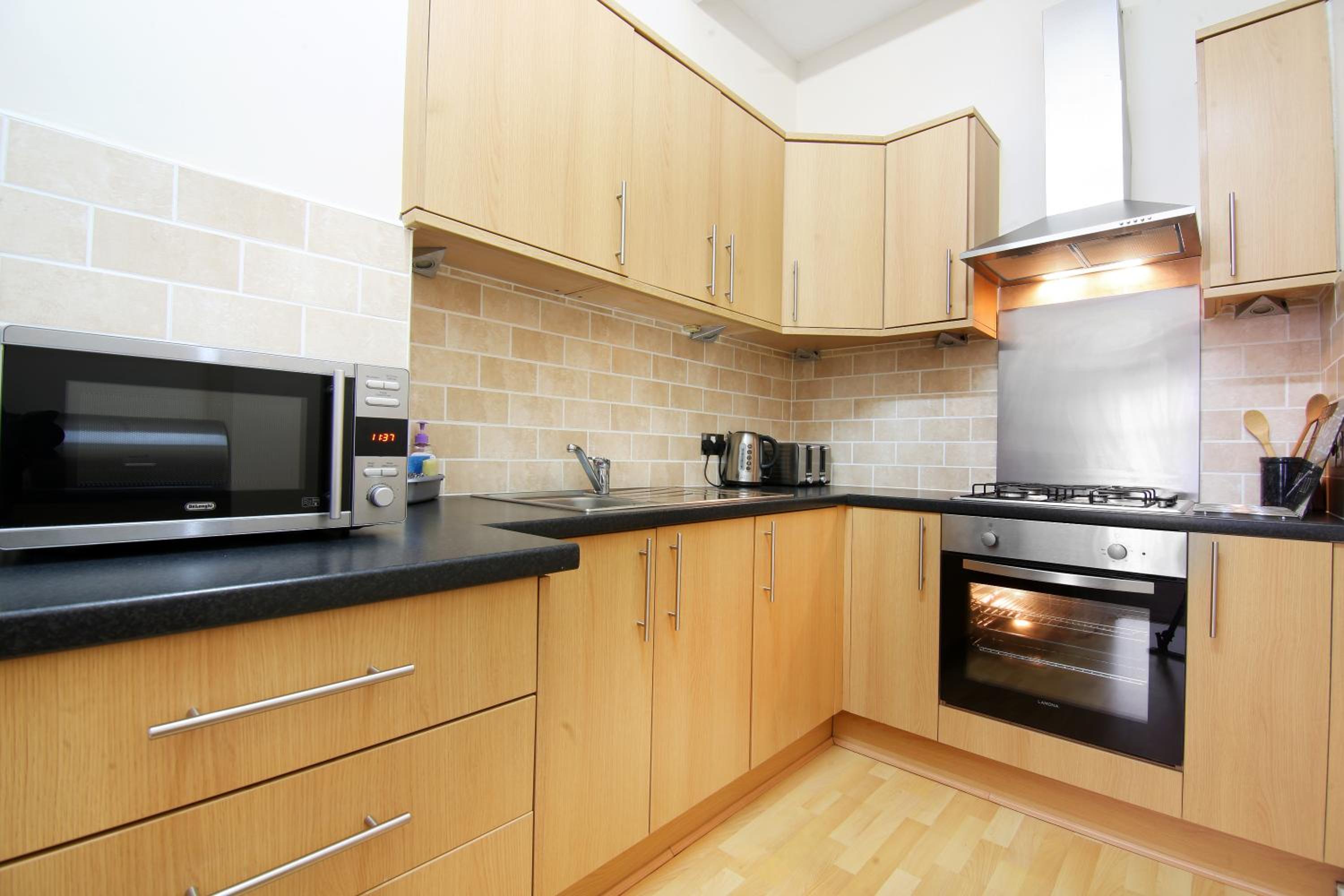 Townhead Apartments Glasgow Airport view 4