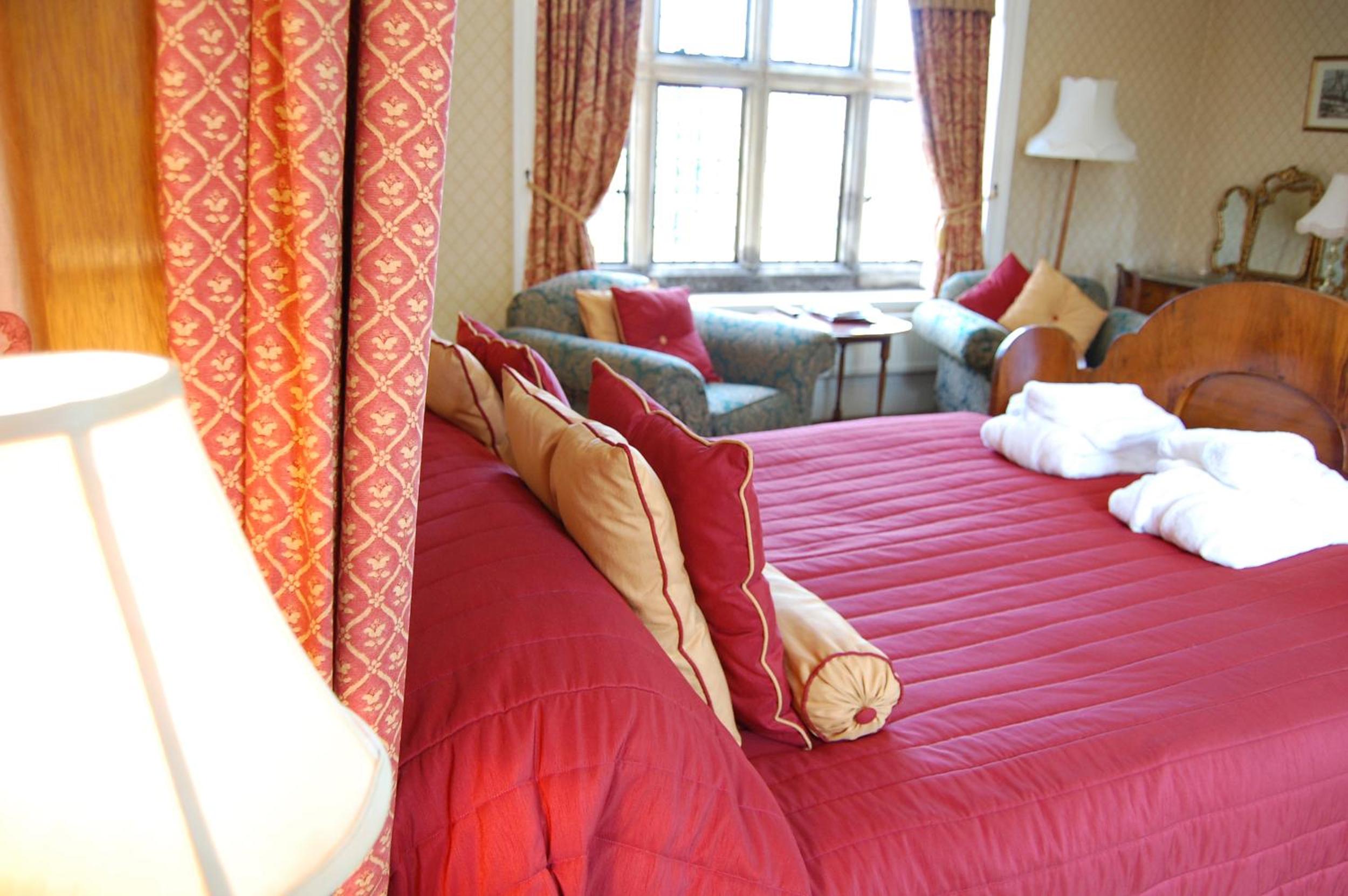 Dunsley Hall Country House Hotel