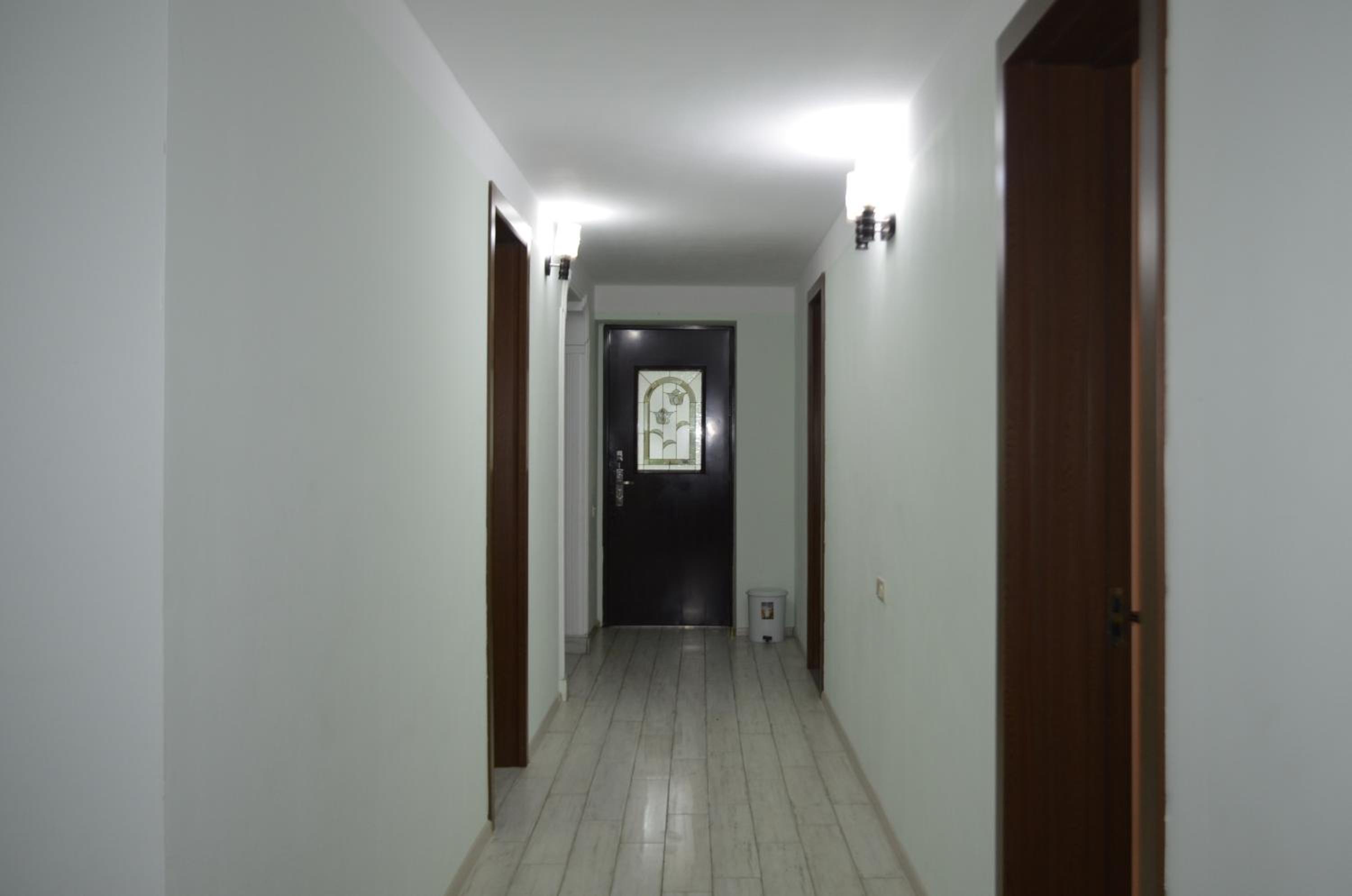 Photo 33