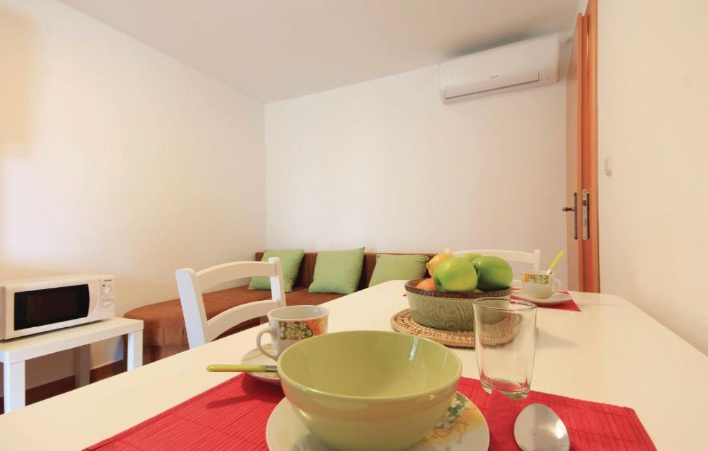 Apartments Ladonja