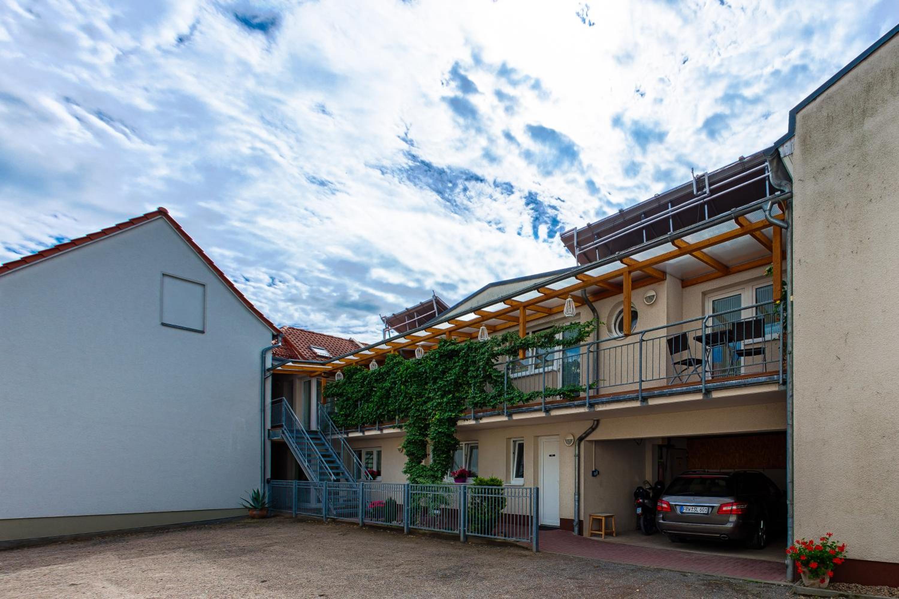 Hotel-Pension Lender
