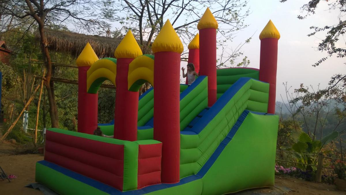 children's play area