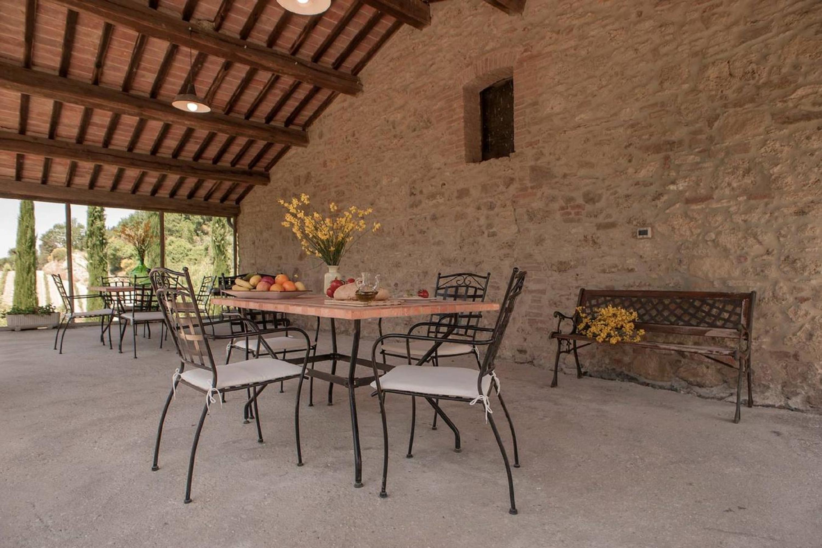 Azienda Agricola e Agriturismo Vallorsi