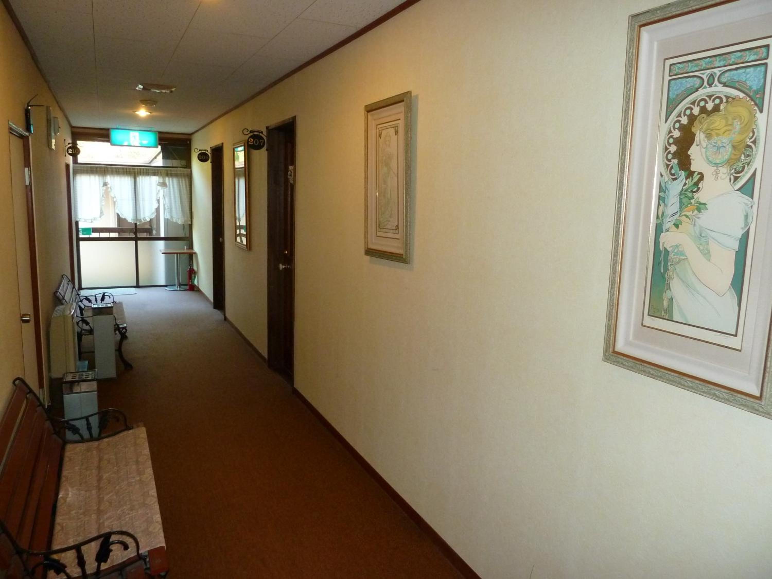 Photo 7