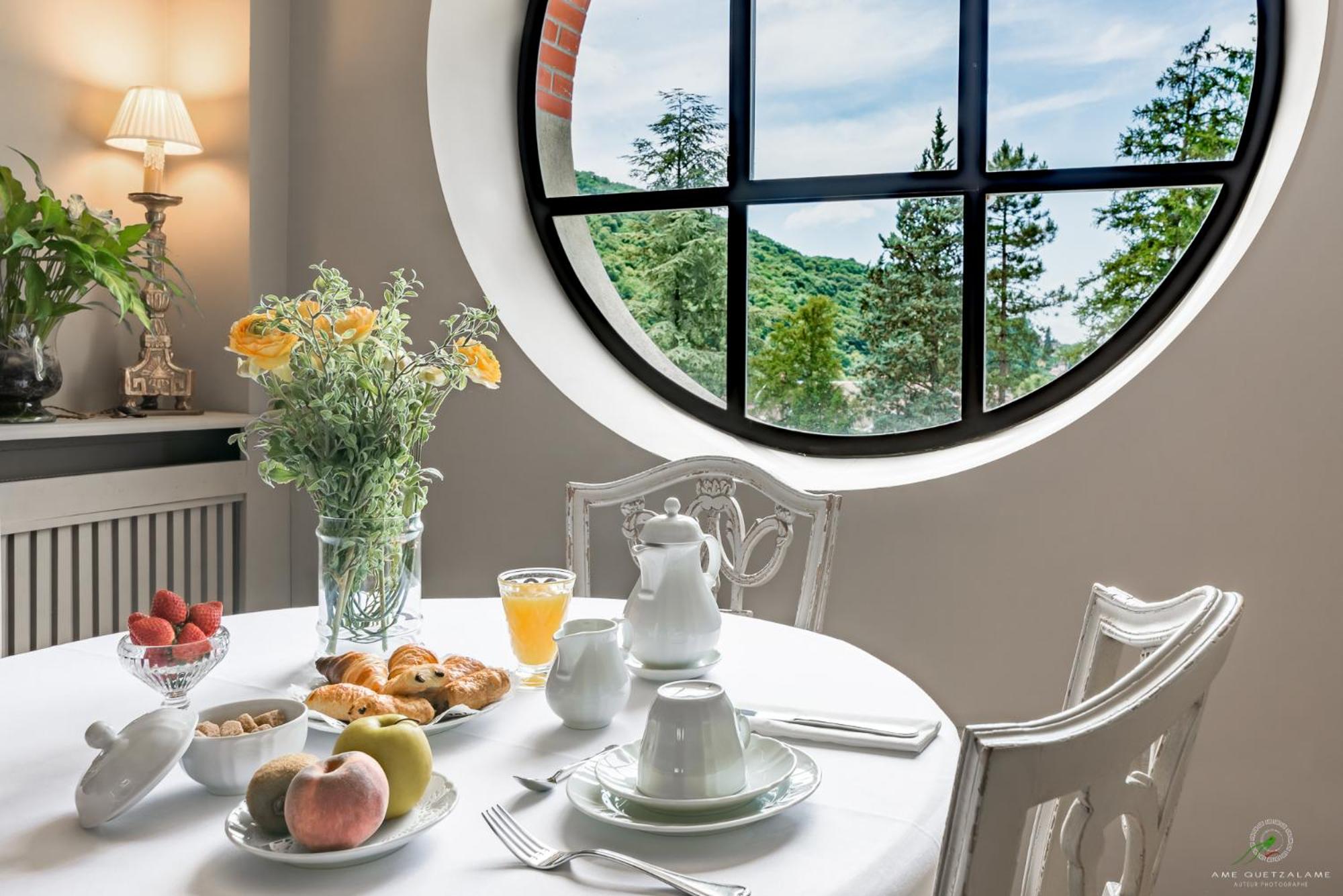 Besancon Vacations - Hotel Restaurant Spa Le Sauvage - Property Image 1