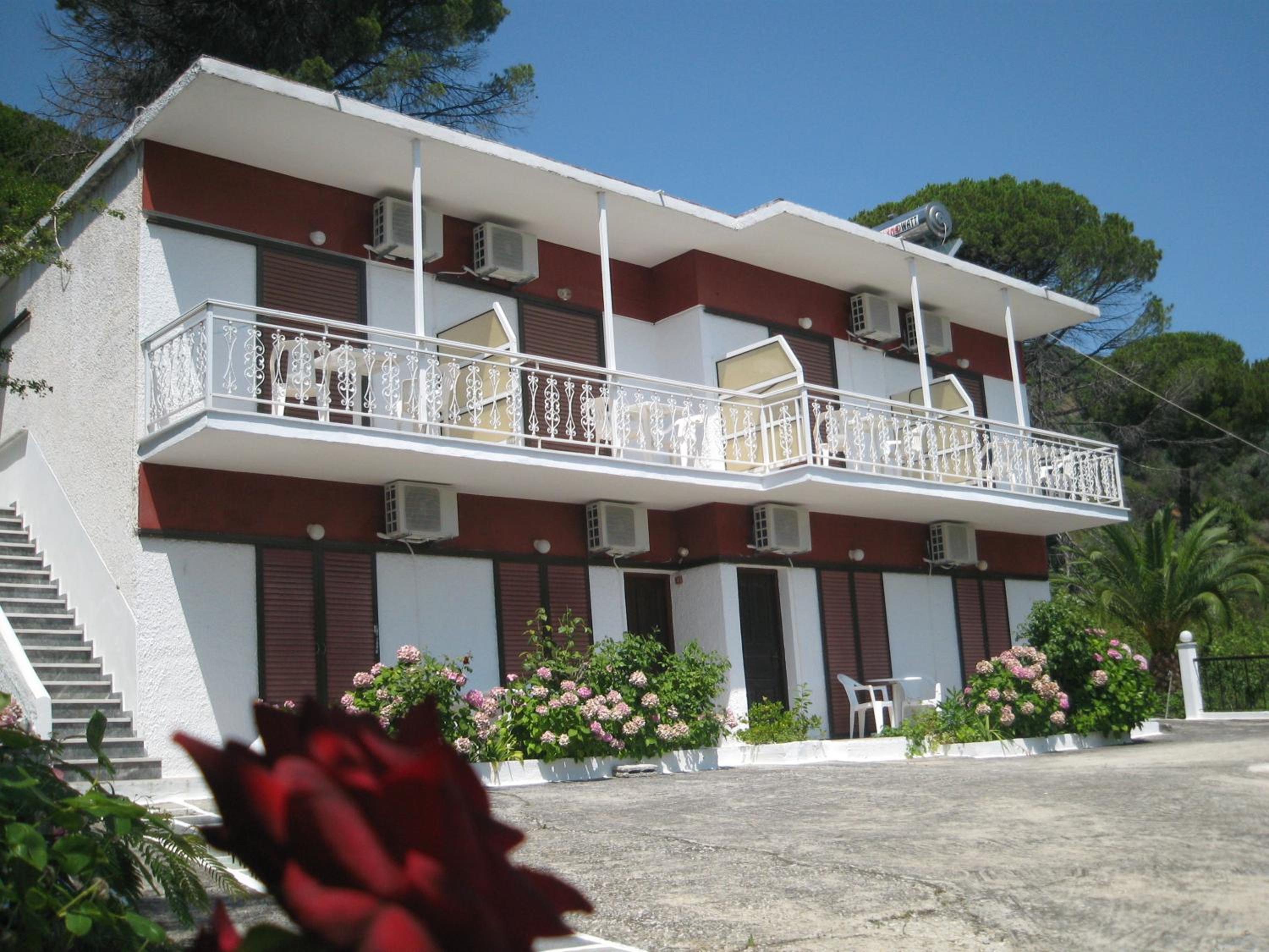 Hotel Bellina Studios - Image 1