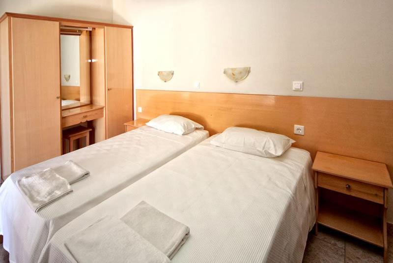 Maria Apartments