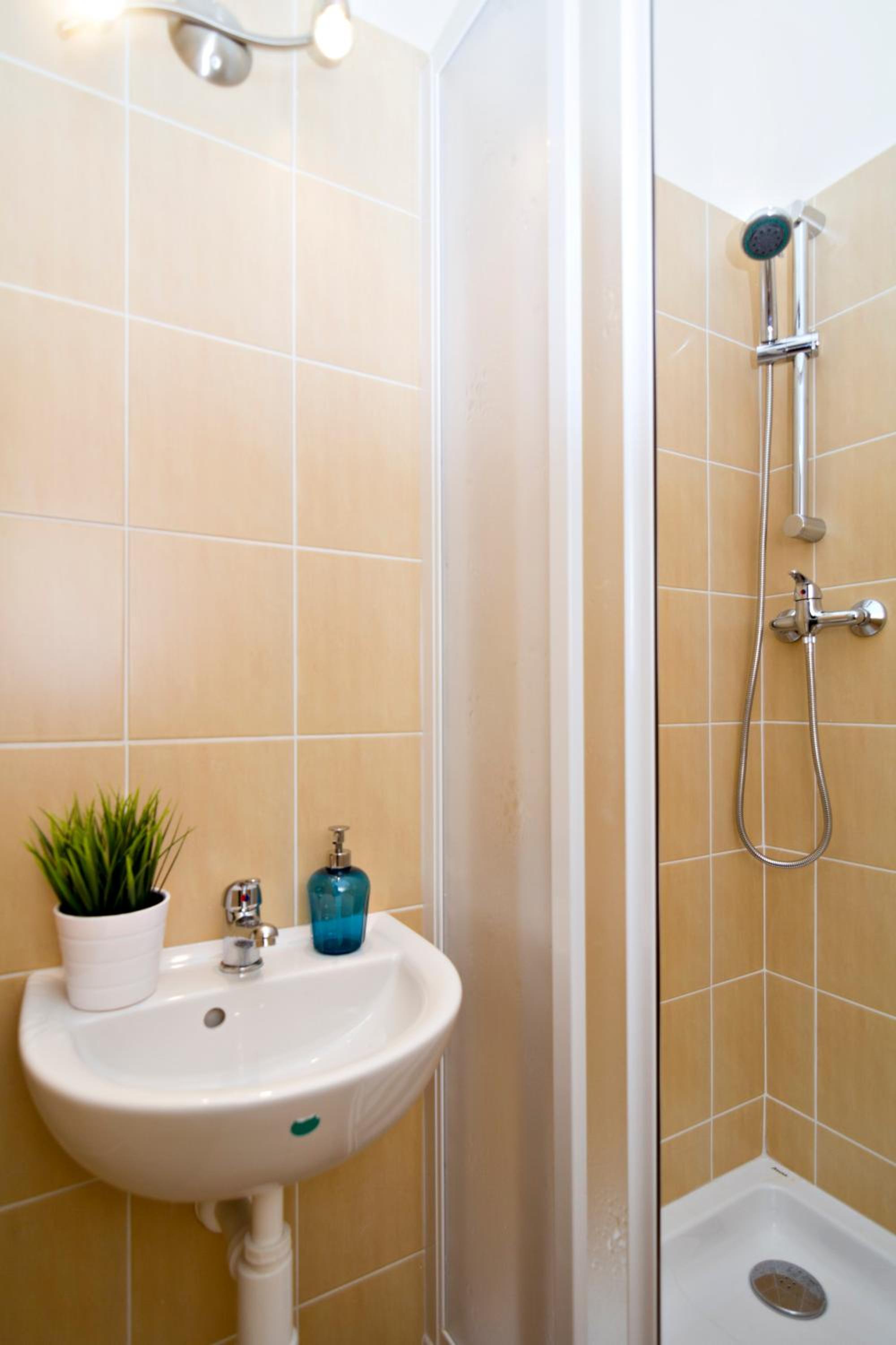 Apartments with 2 Bathrooms
