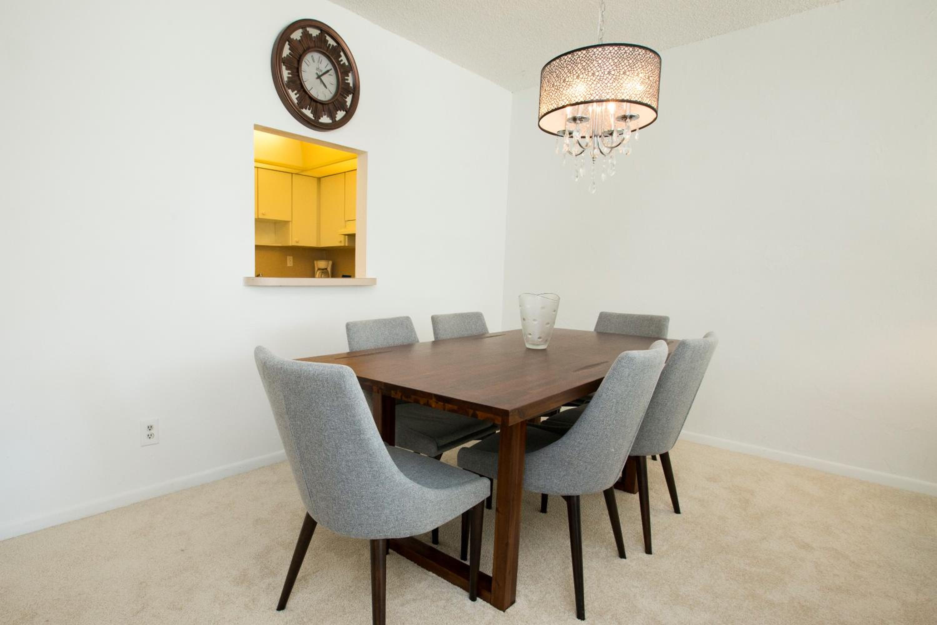 Ocean Reserve Luxury Condos Across from Sunny Isles Beach