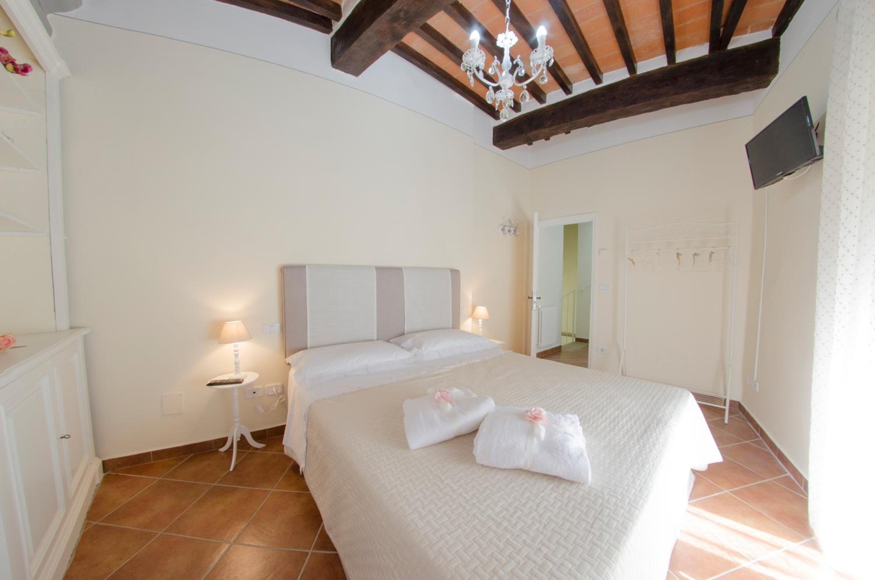 Cortona Vacations - La Nicchia - Serena Tuscany Homes - Property Image 5