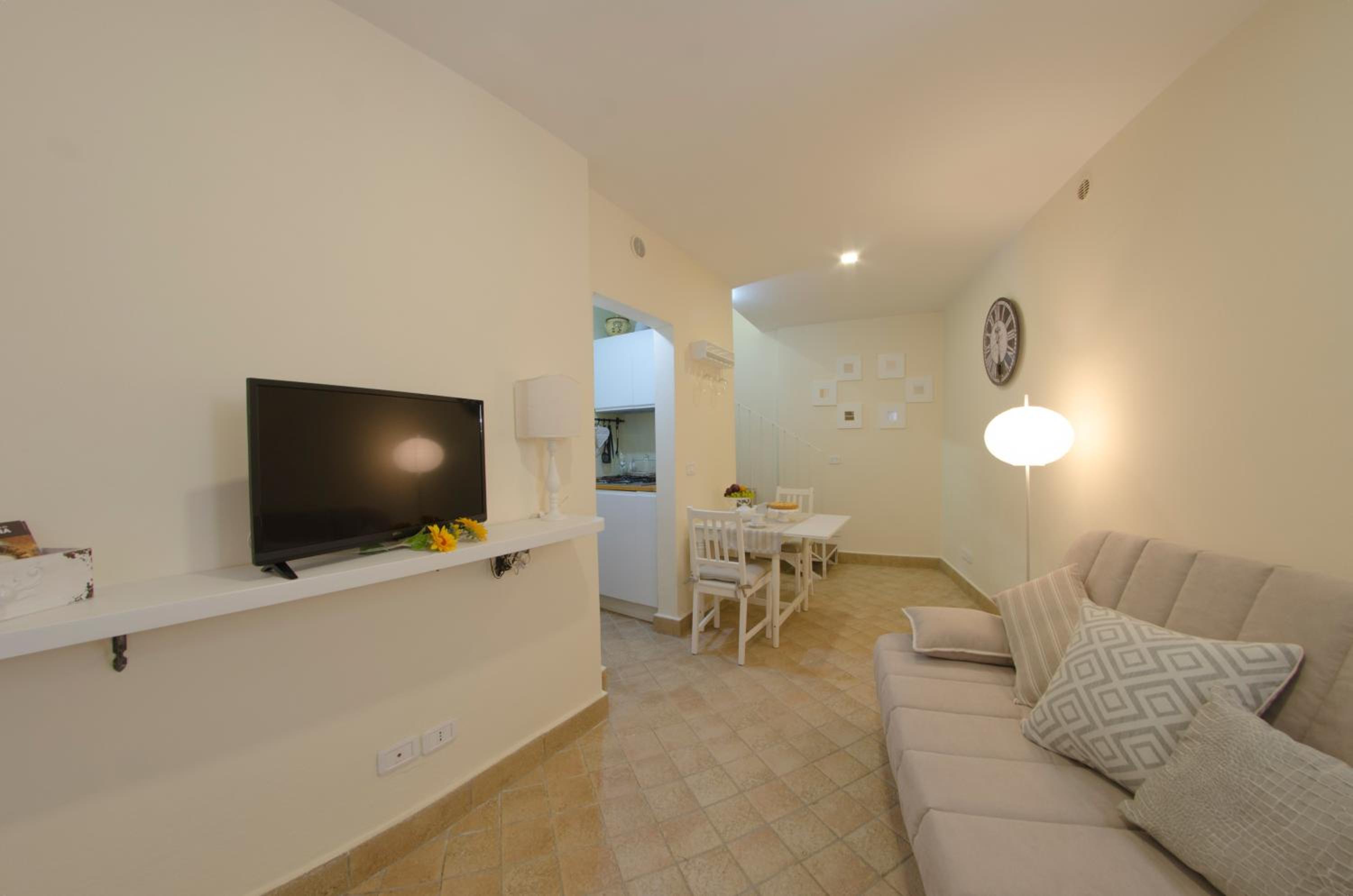 Cortona Vacations - La Nicchia - Serena Tuscany Homes - Property Image 24
