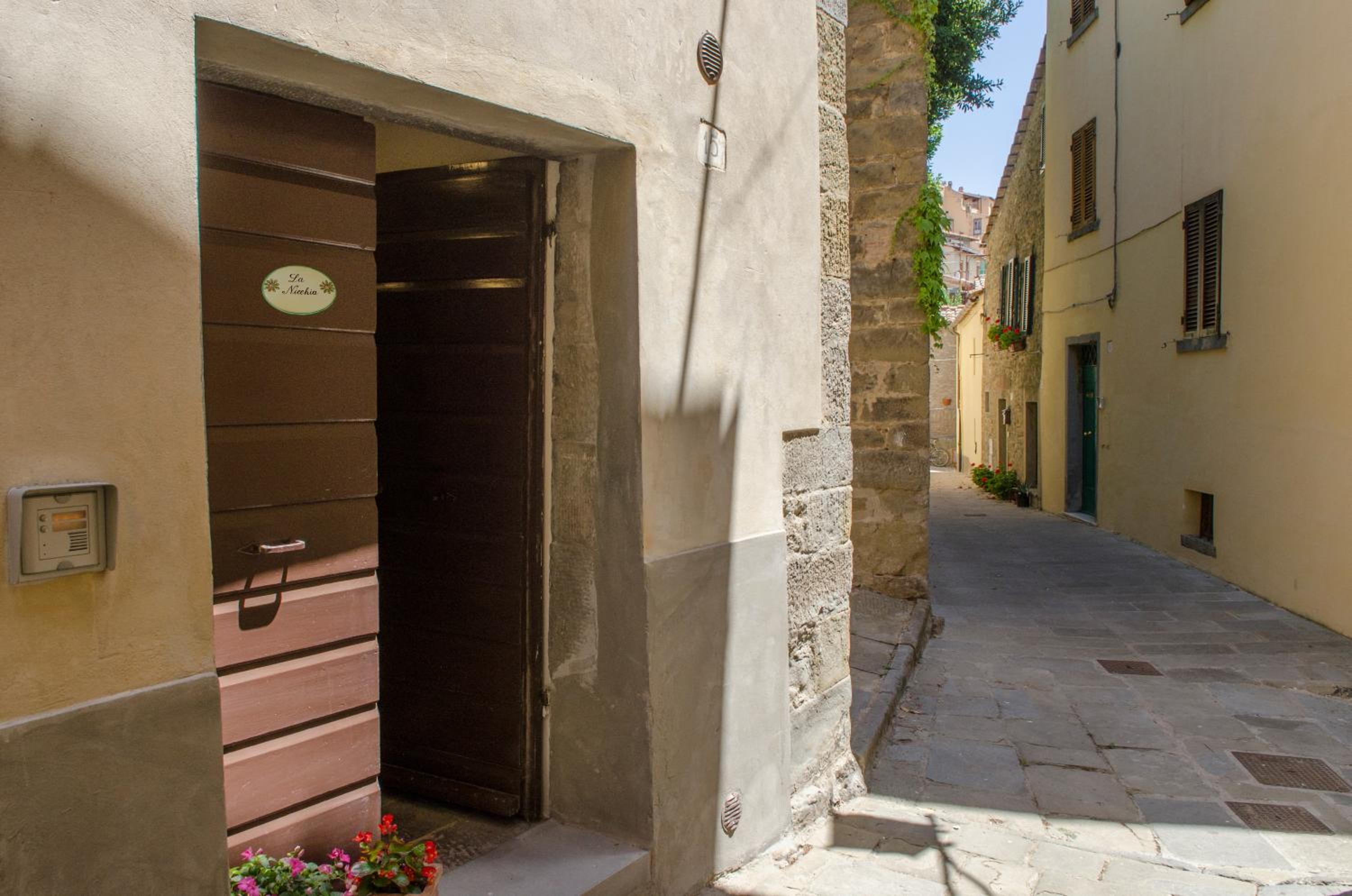 Cortona Vacations - La Nicchia - Serena Tuscany Homes - Property Image 18