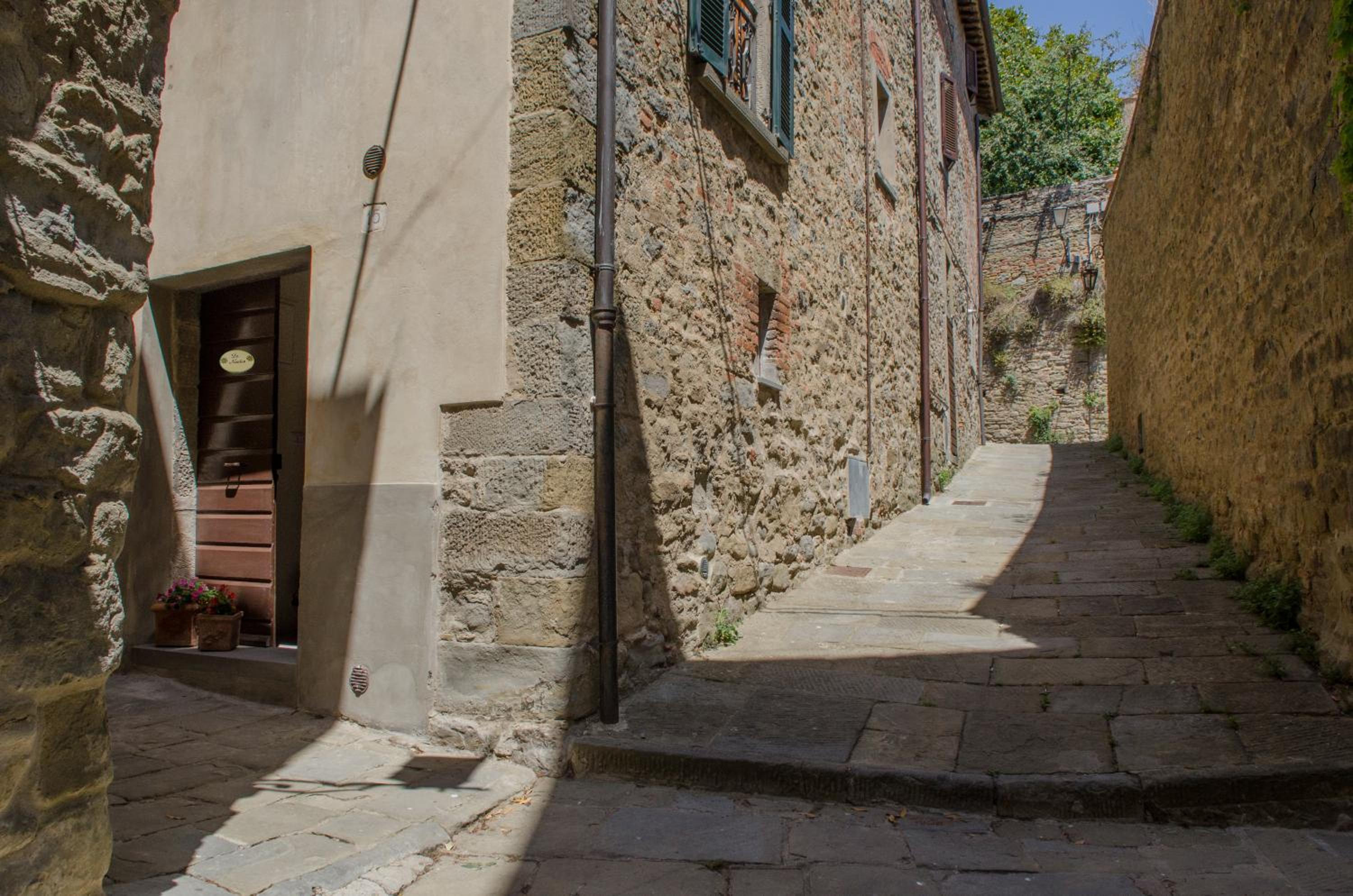 Cortona Vacations - La Nicchia - Serena Tuscany Homes - Property Image 17