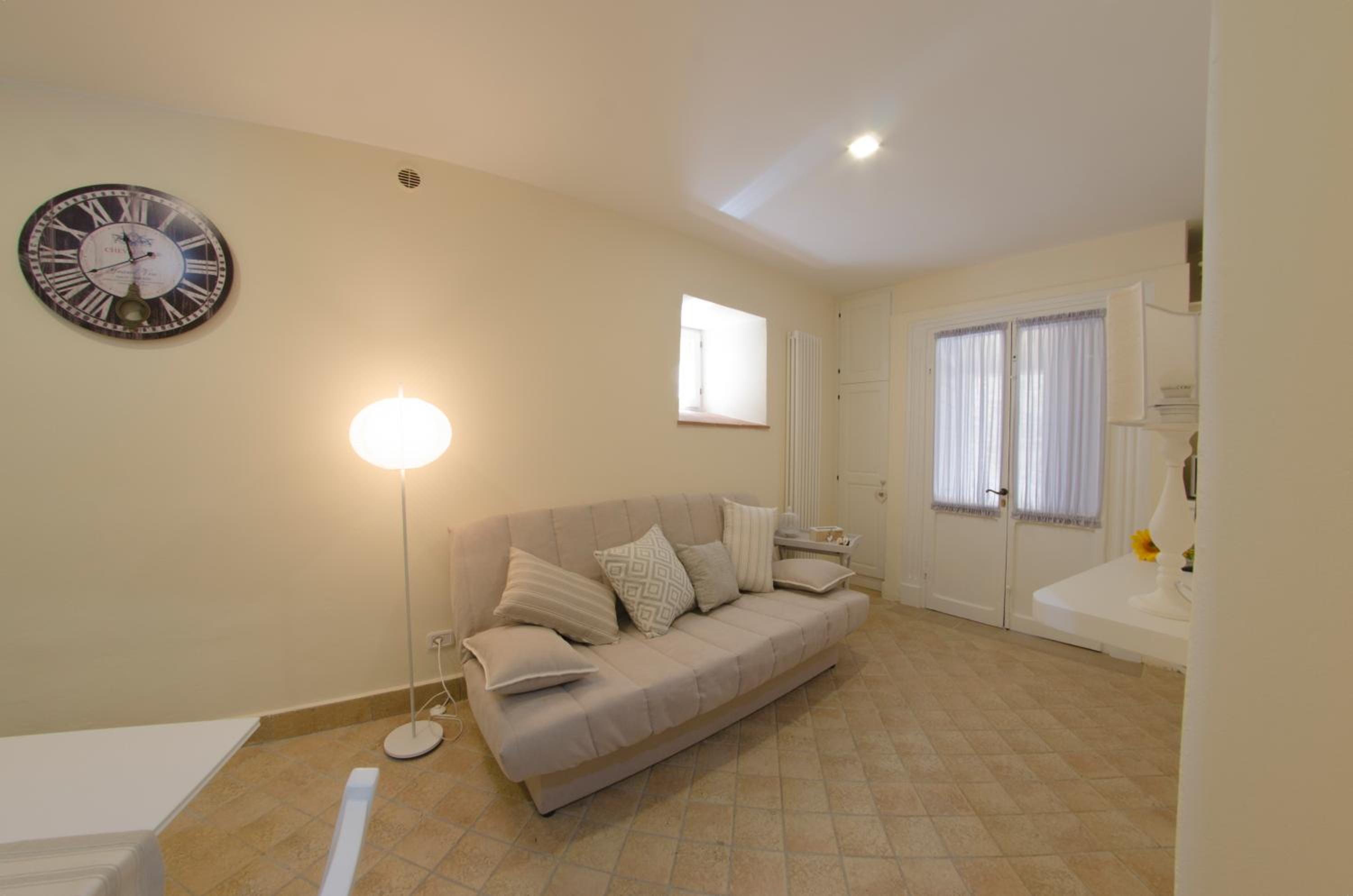 Cortona Vacations - La Nicchia - Serena Tuscany Homes - Property Image 23