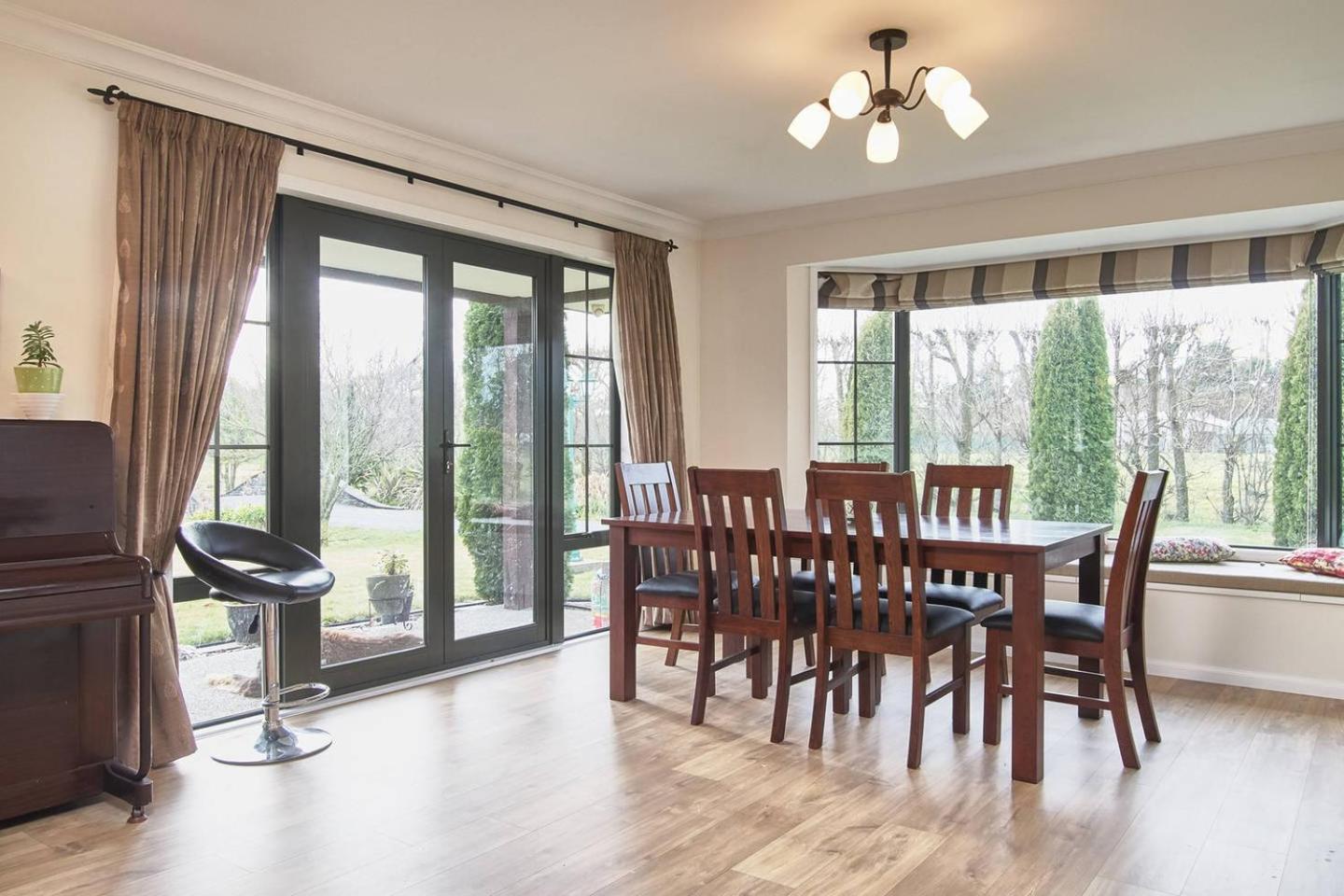 Chester Oaks B&B