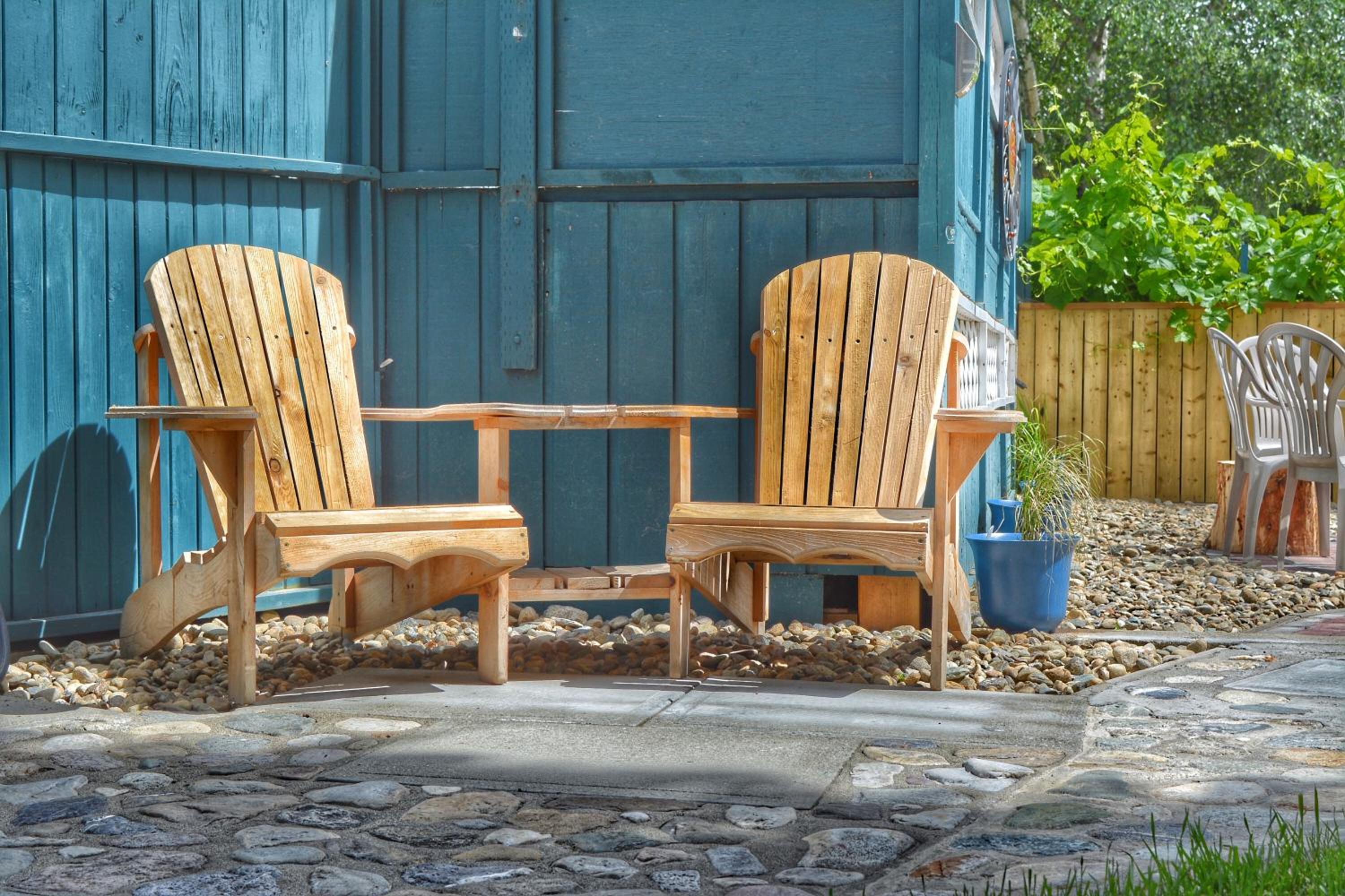 Sunny Shuswap B&B