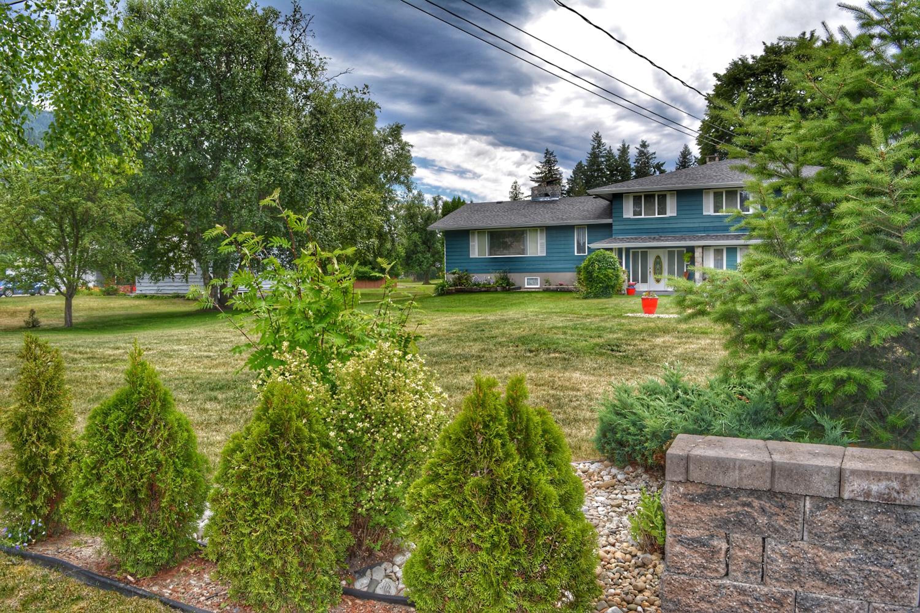 Sunny Shuswap B&B