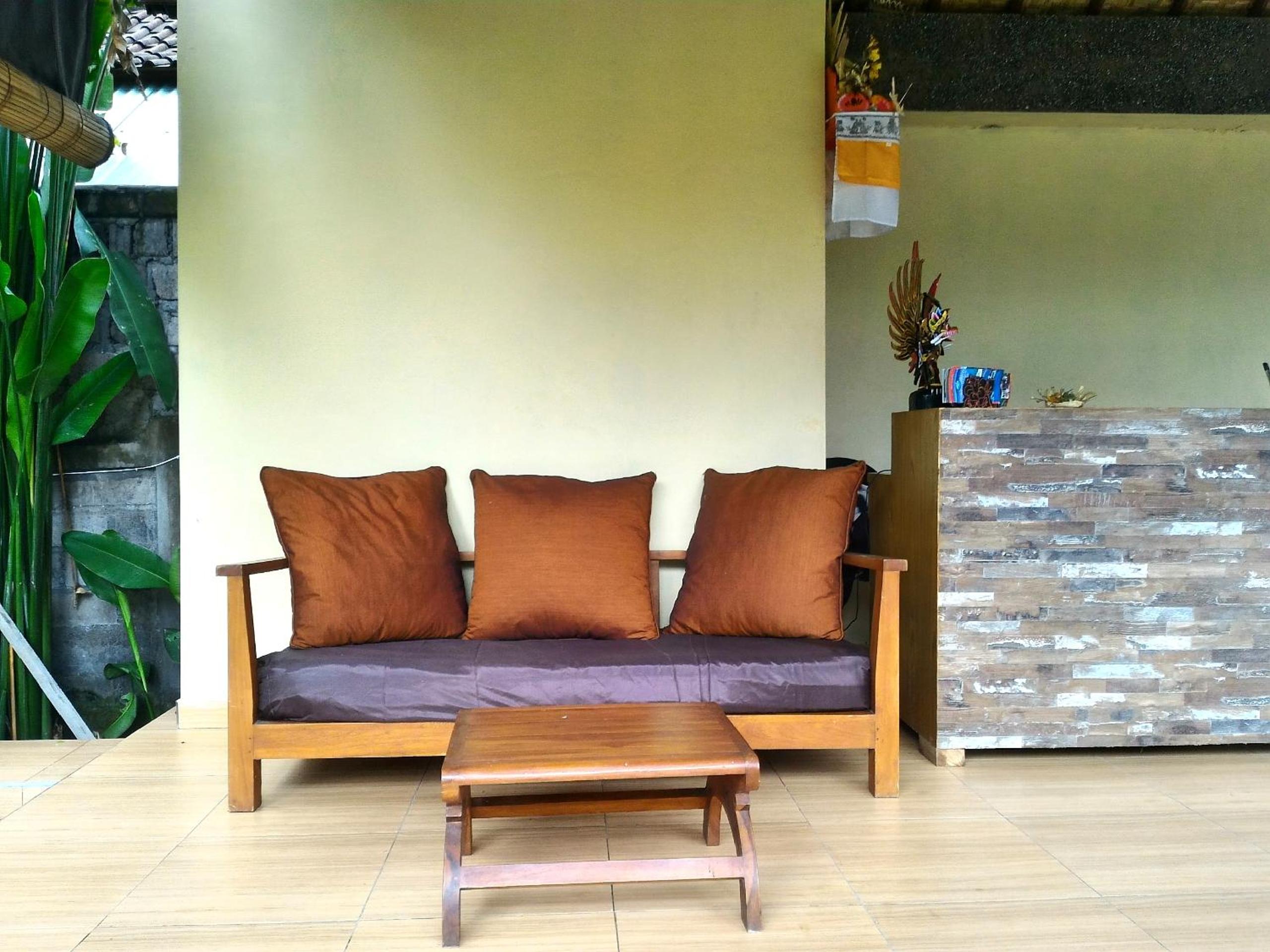 Astawa House