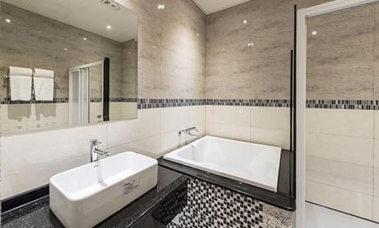 Wei Feng Exquisite Motel Pintung Branch