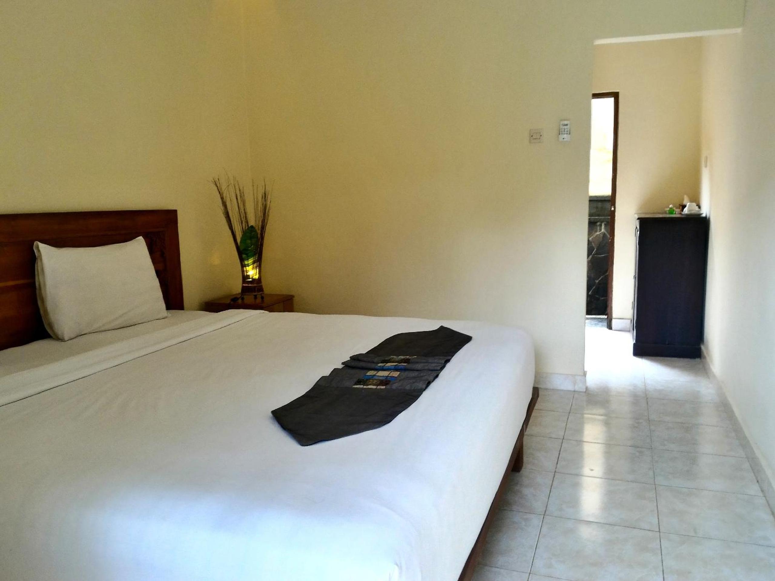 Astawa House