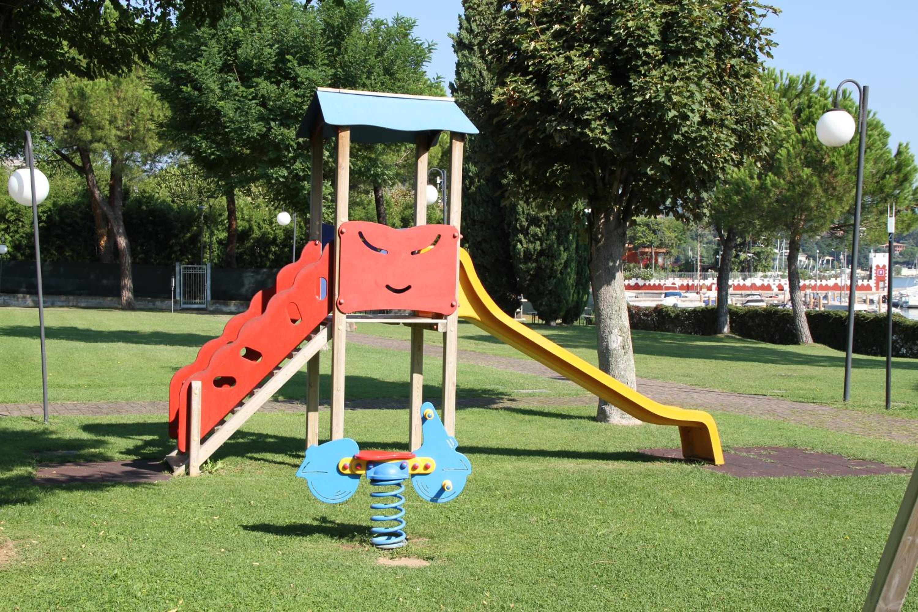 Photo 15