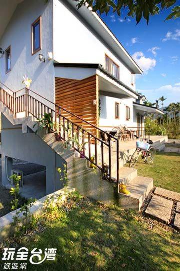 蔓條絲裡Slow Motion B&B view 2