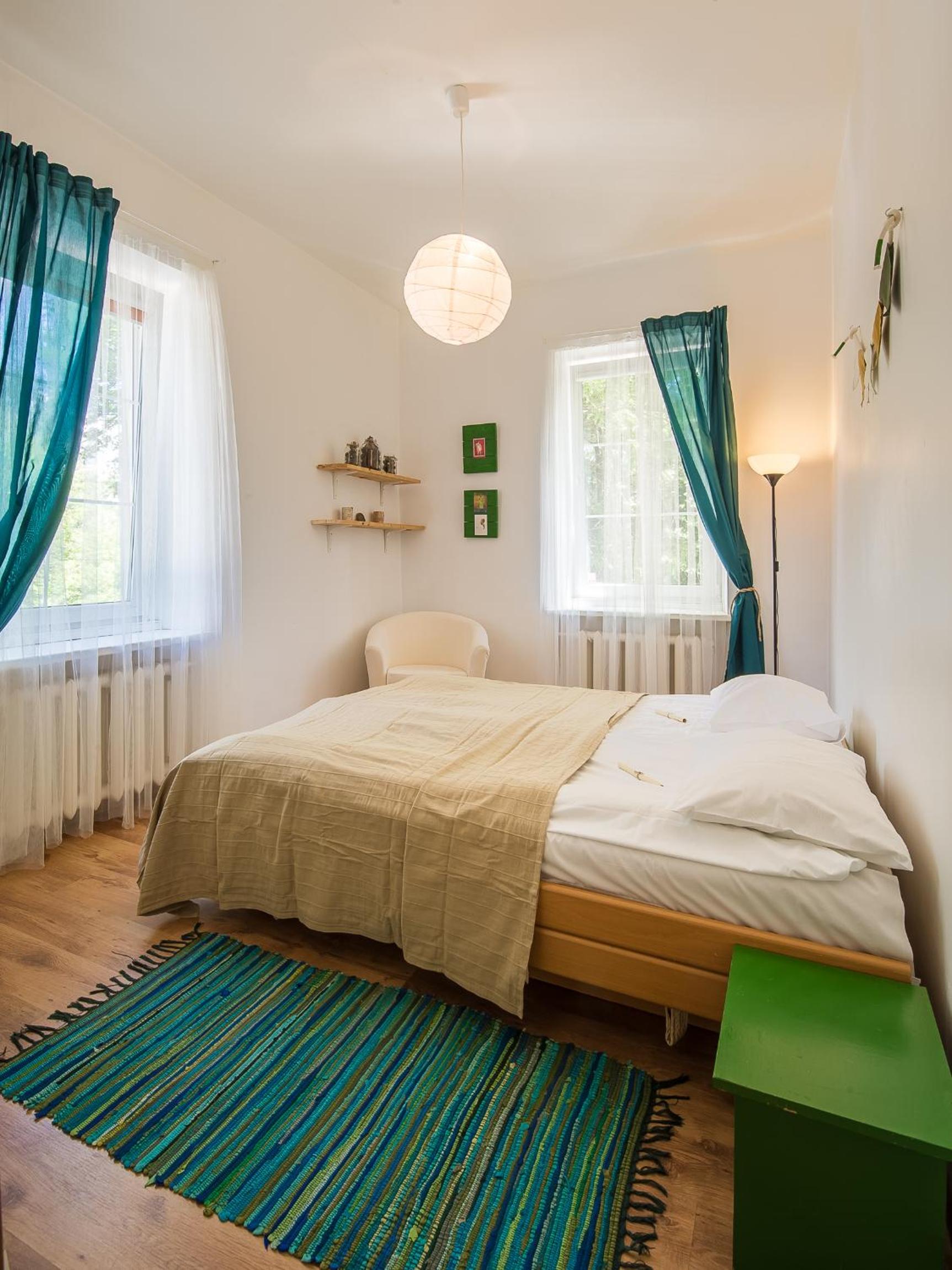 Downtown Forest Hostel & Camping