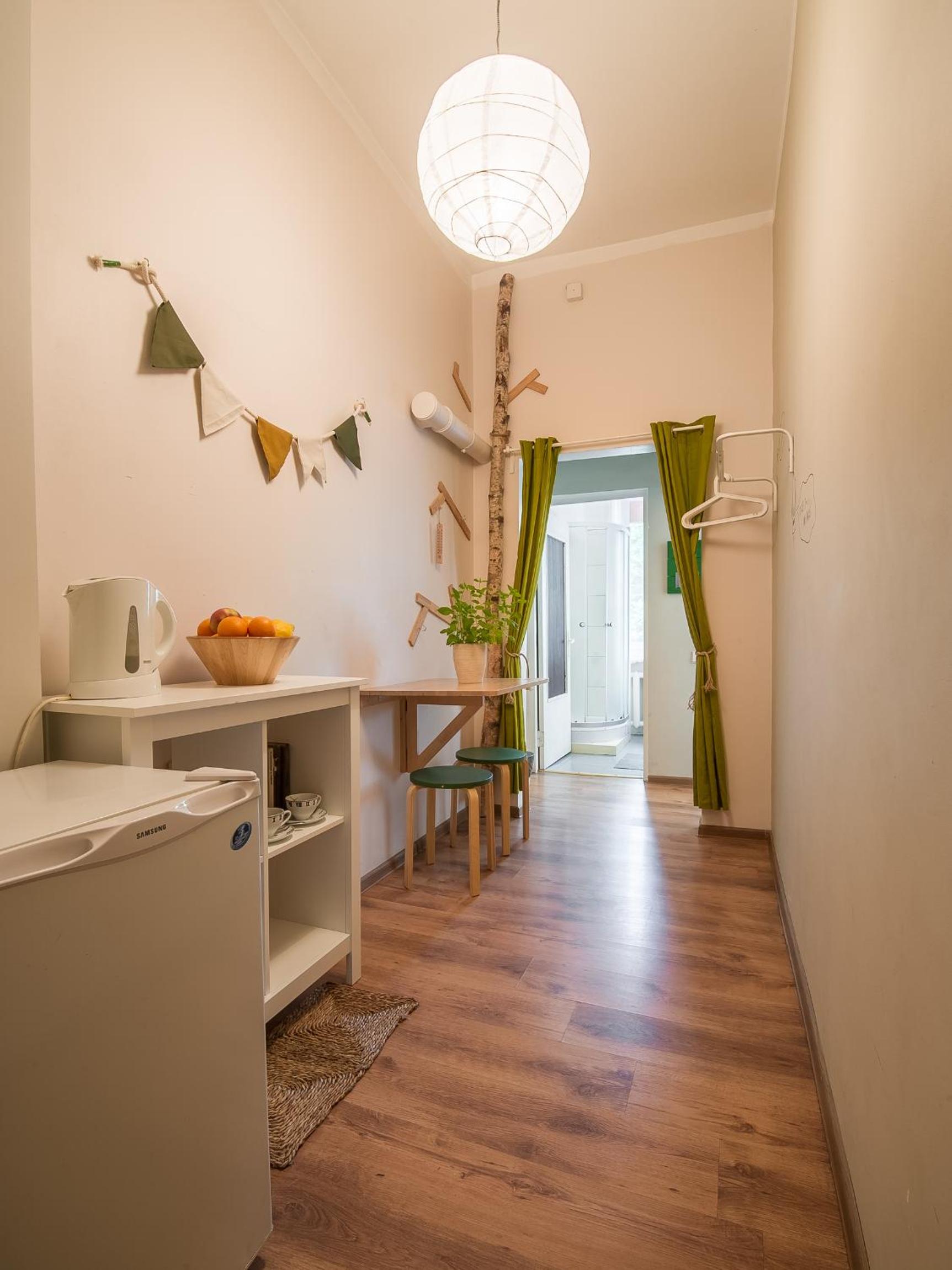 Downtown Forest Hostel & Camping