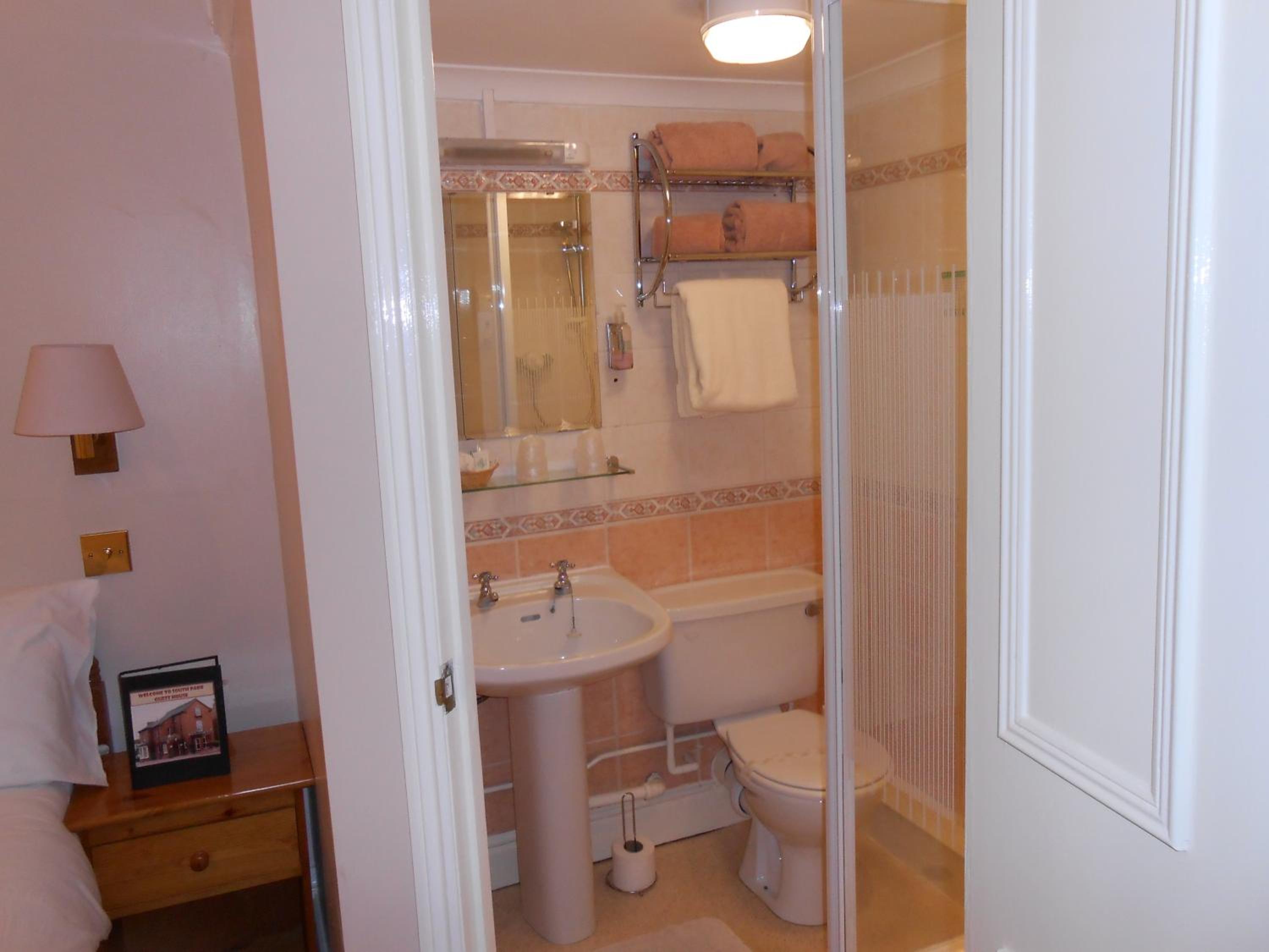 Photo 6