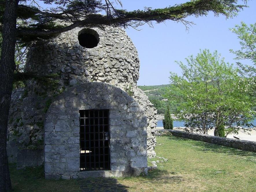 Photo 25