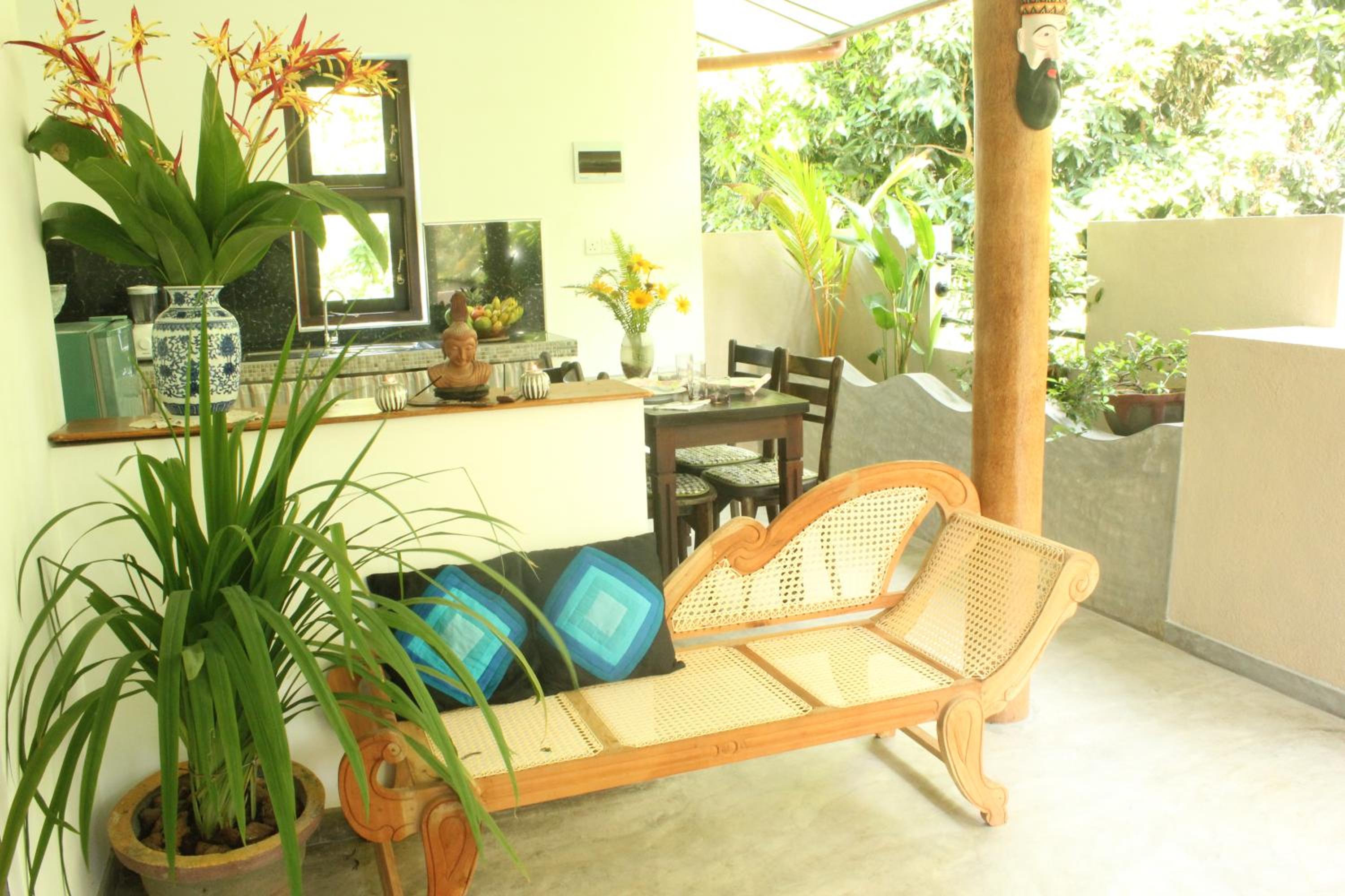 Dionis Villa
