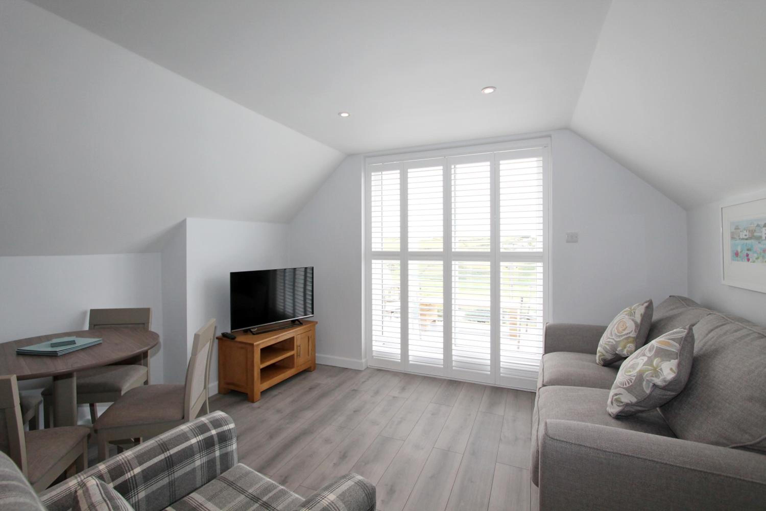 Mawgan Porth Apartments