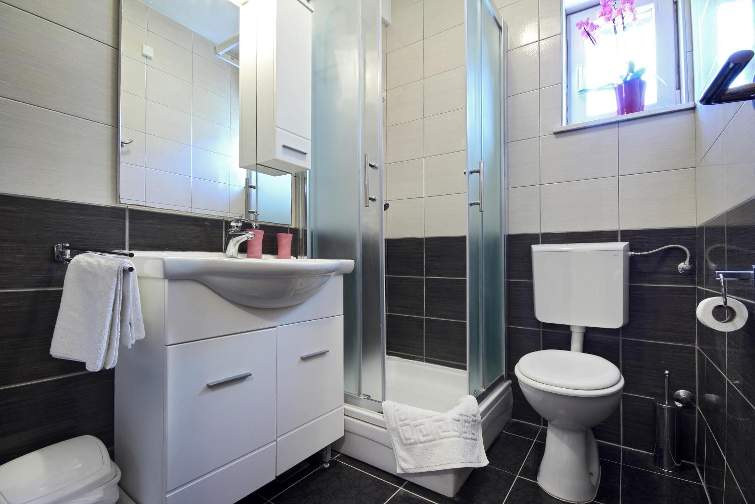 Vukosav Family Apartments and Rooms