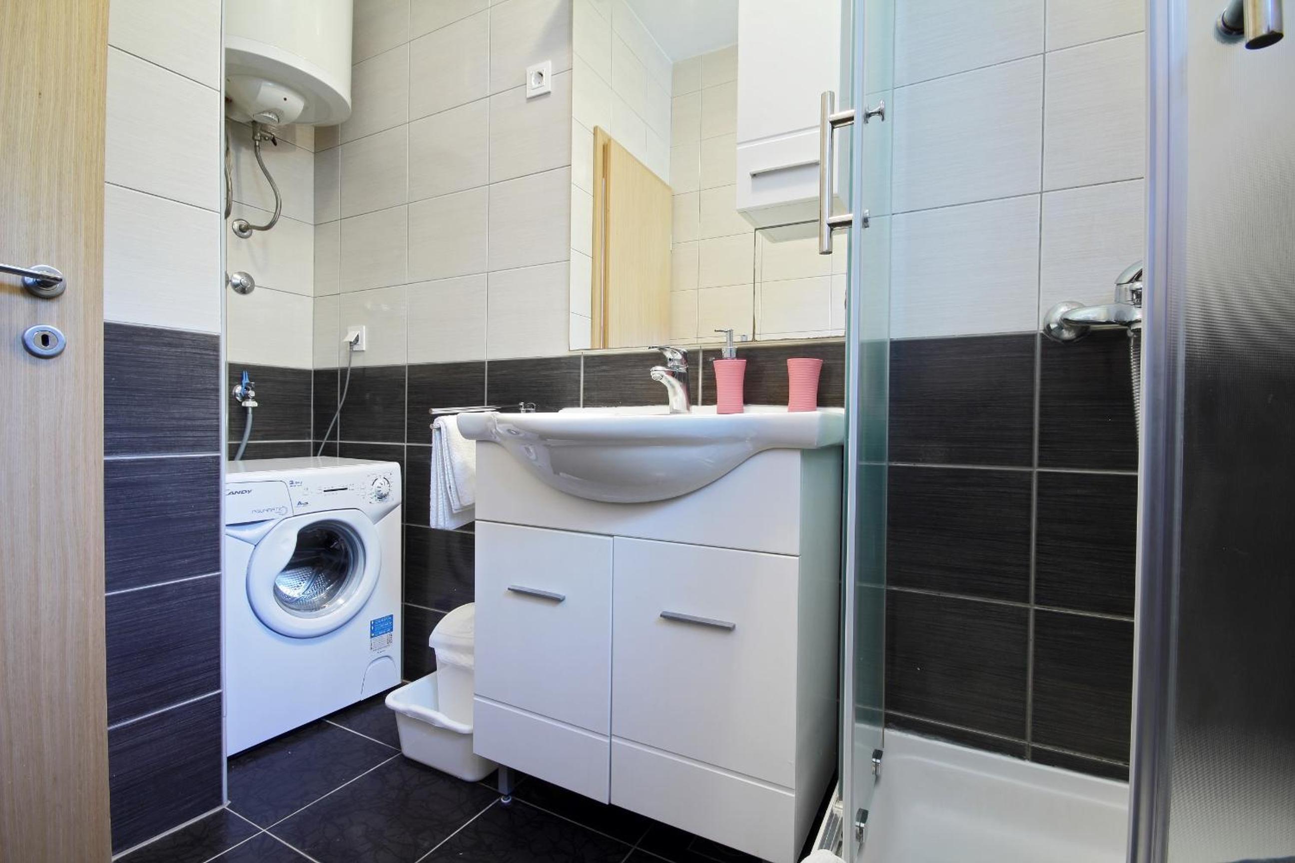 Vukosav Family Apartments and Rooms