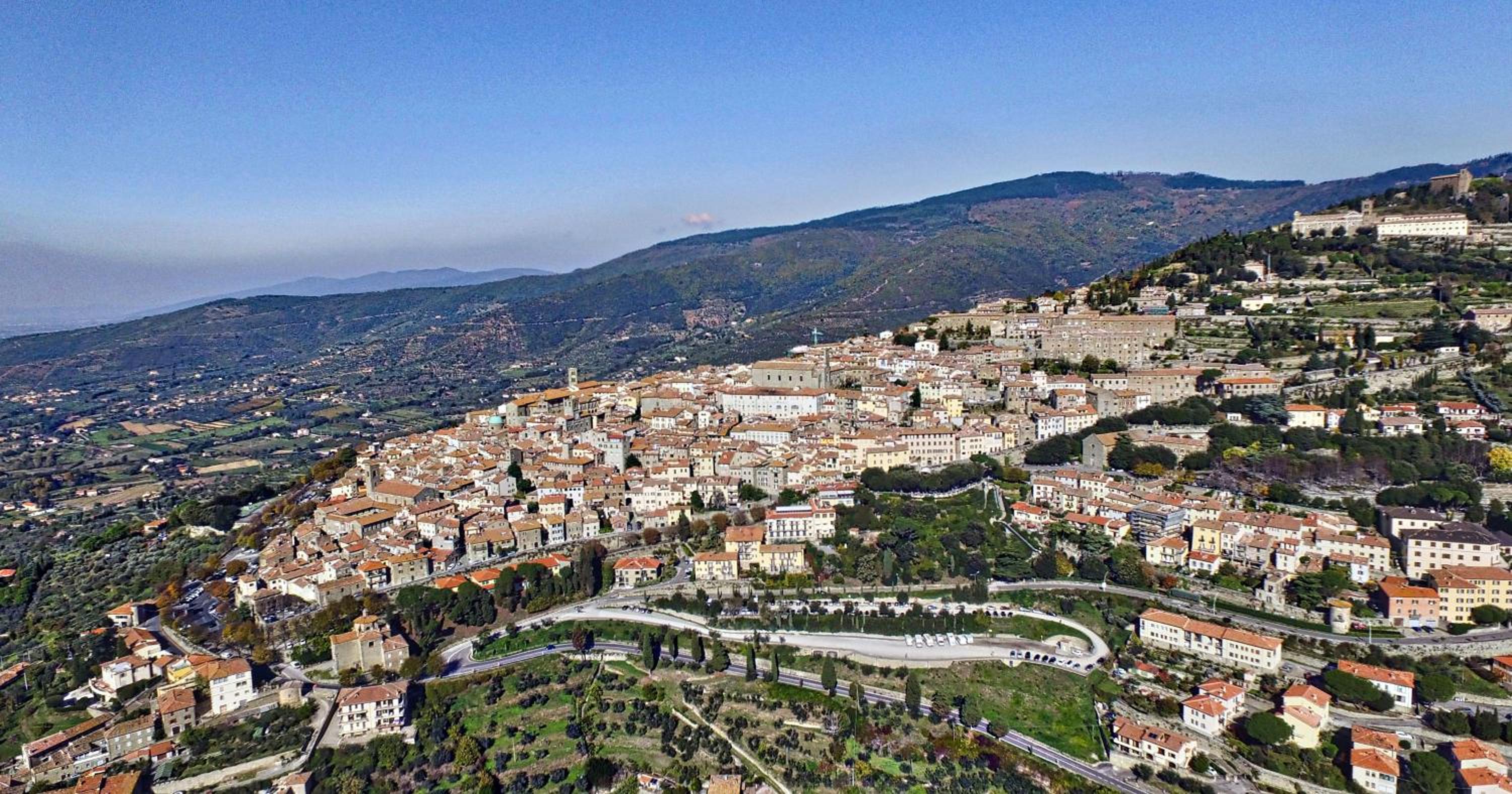 Cortona Vacations - La Nicchia - Serena Tuscany Homes - Property Image 16
