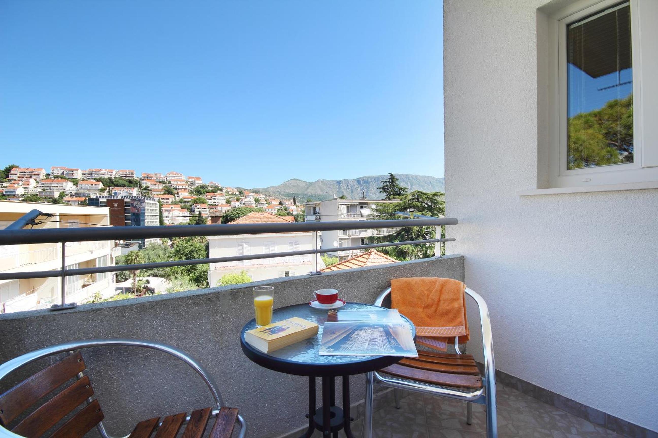Vukosav Family Apartments and Rooms