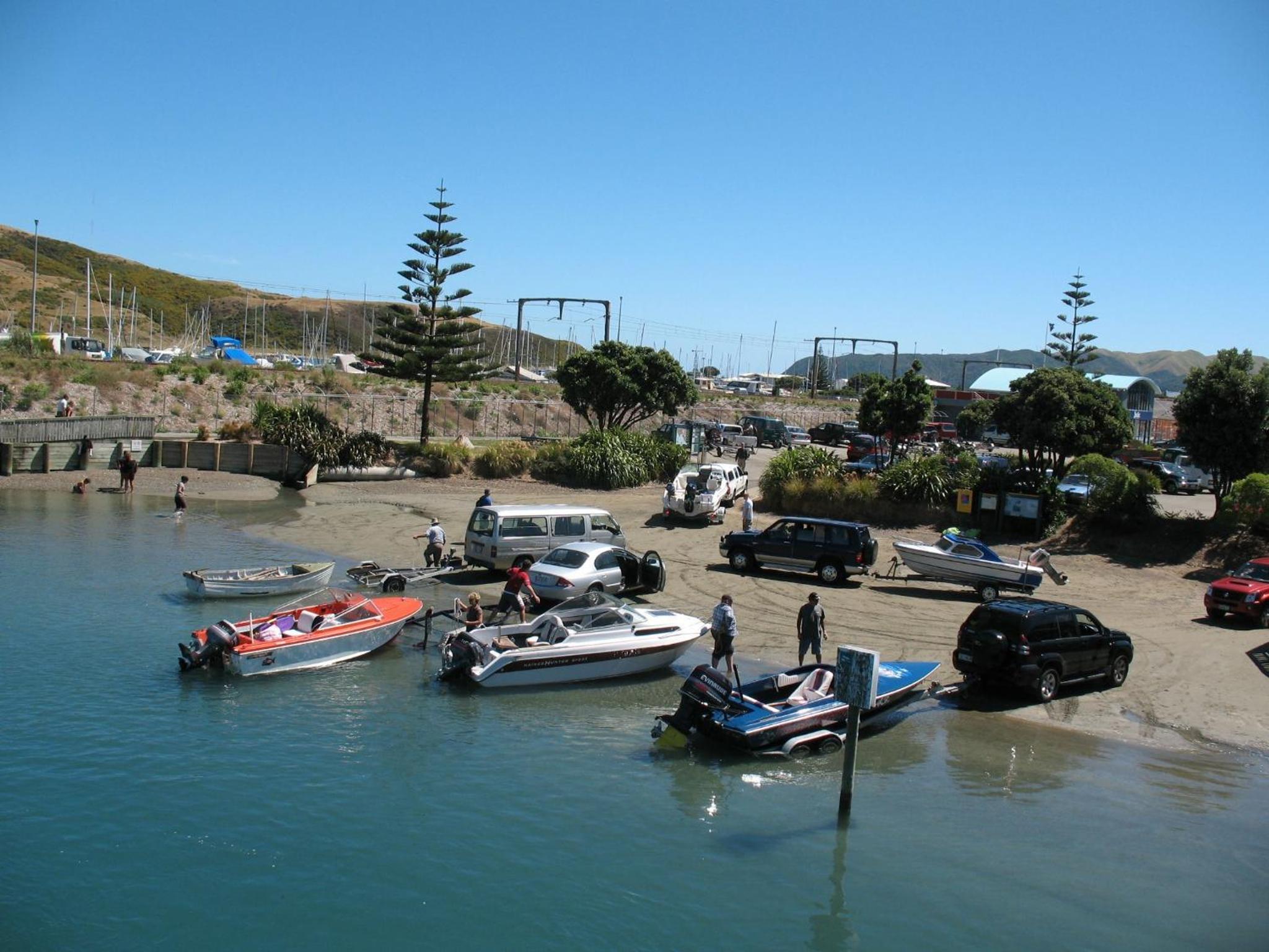 AAA Mana Motel view 5