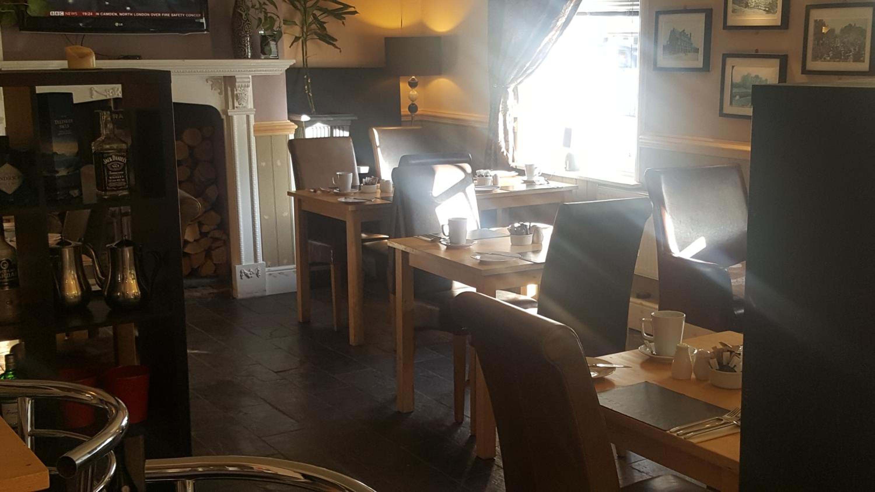 Beaumond Cross Inn
