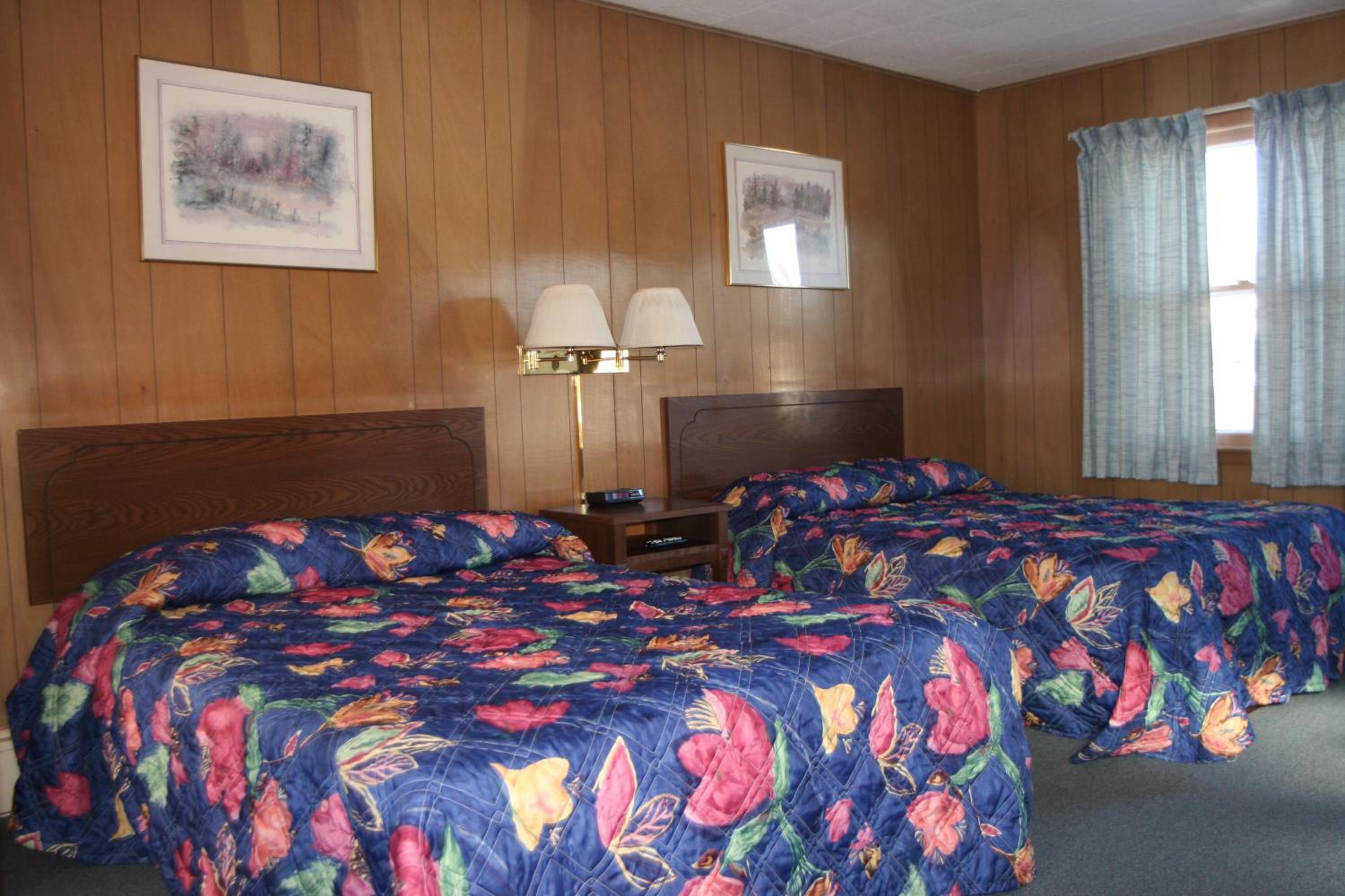 Bluffs Inn view 4