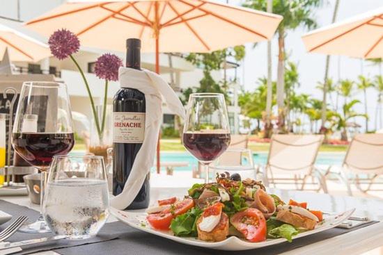Aligio Beachfront Paradise